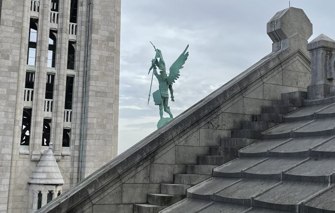 Descending from Sacré-Cœur