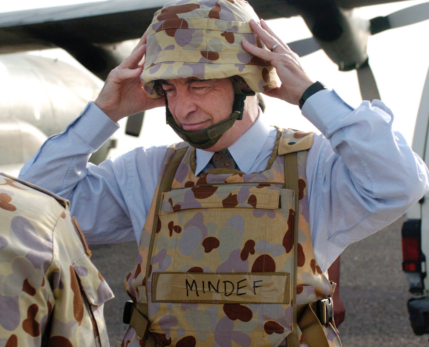 Exclusive: Ex-military heads disagree over Middle East operations