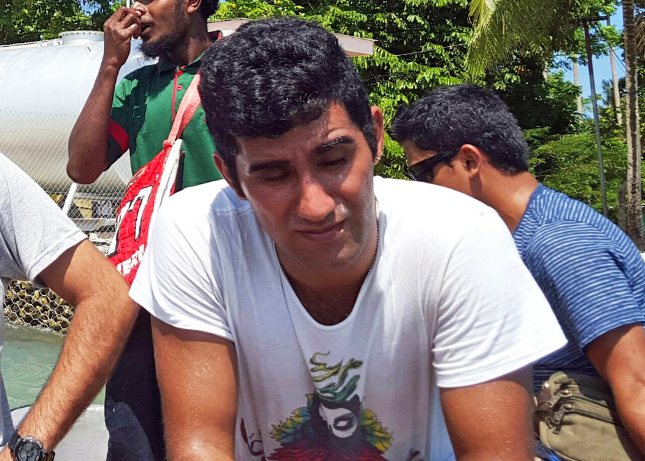 Manus refugees await US resettlement deal