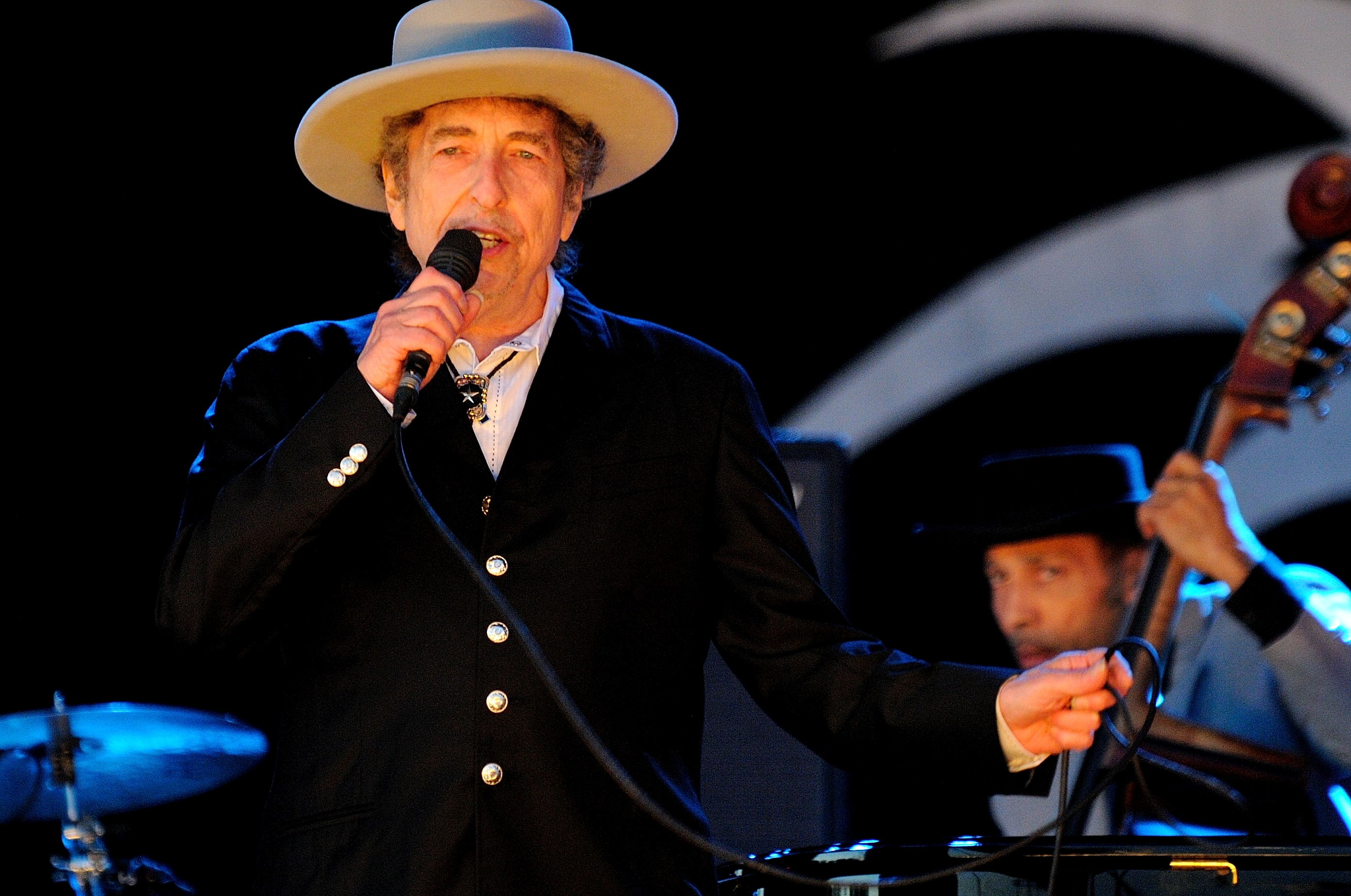 Bob Dylan on tour at 73 