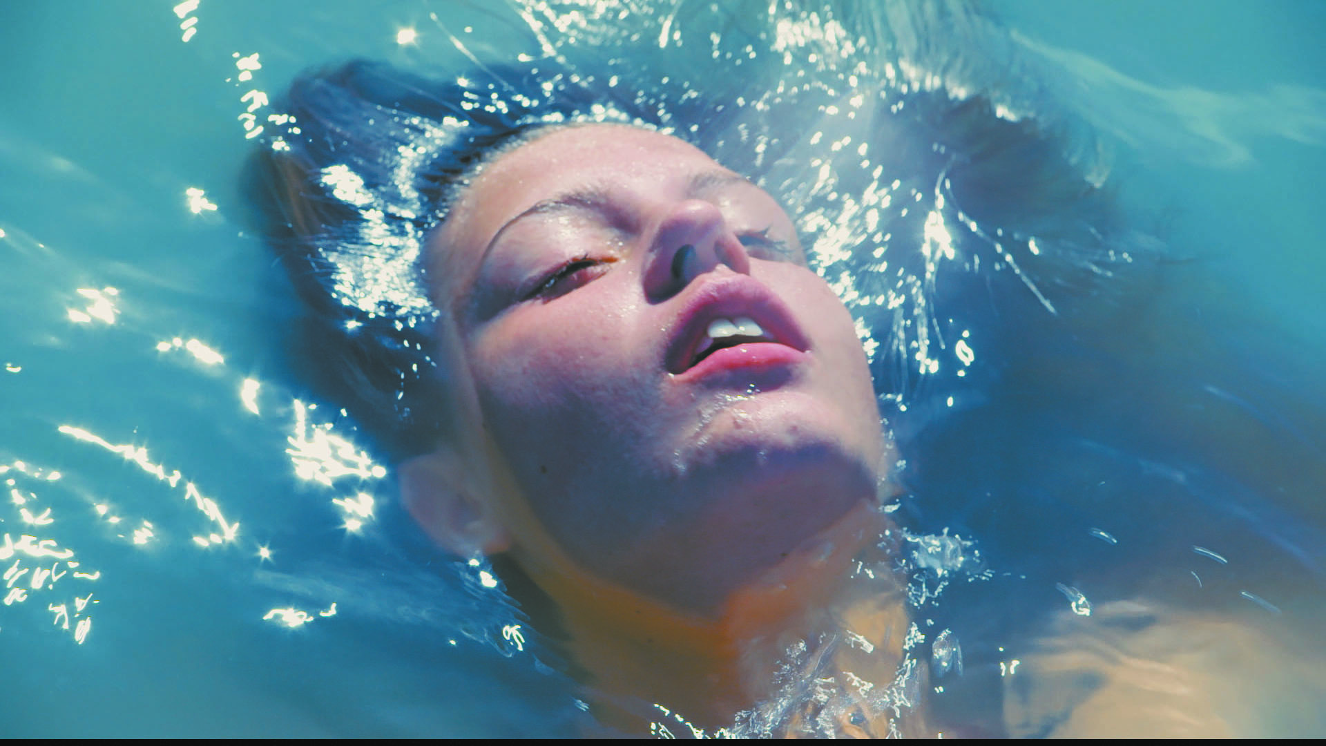 Blue Is the Warmest Colour