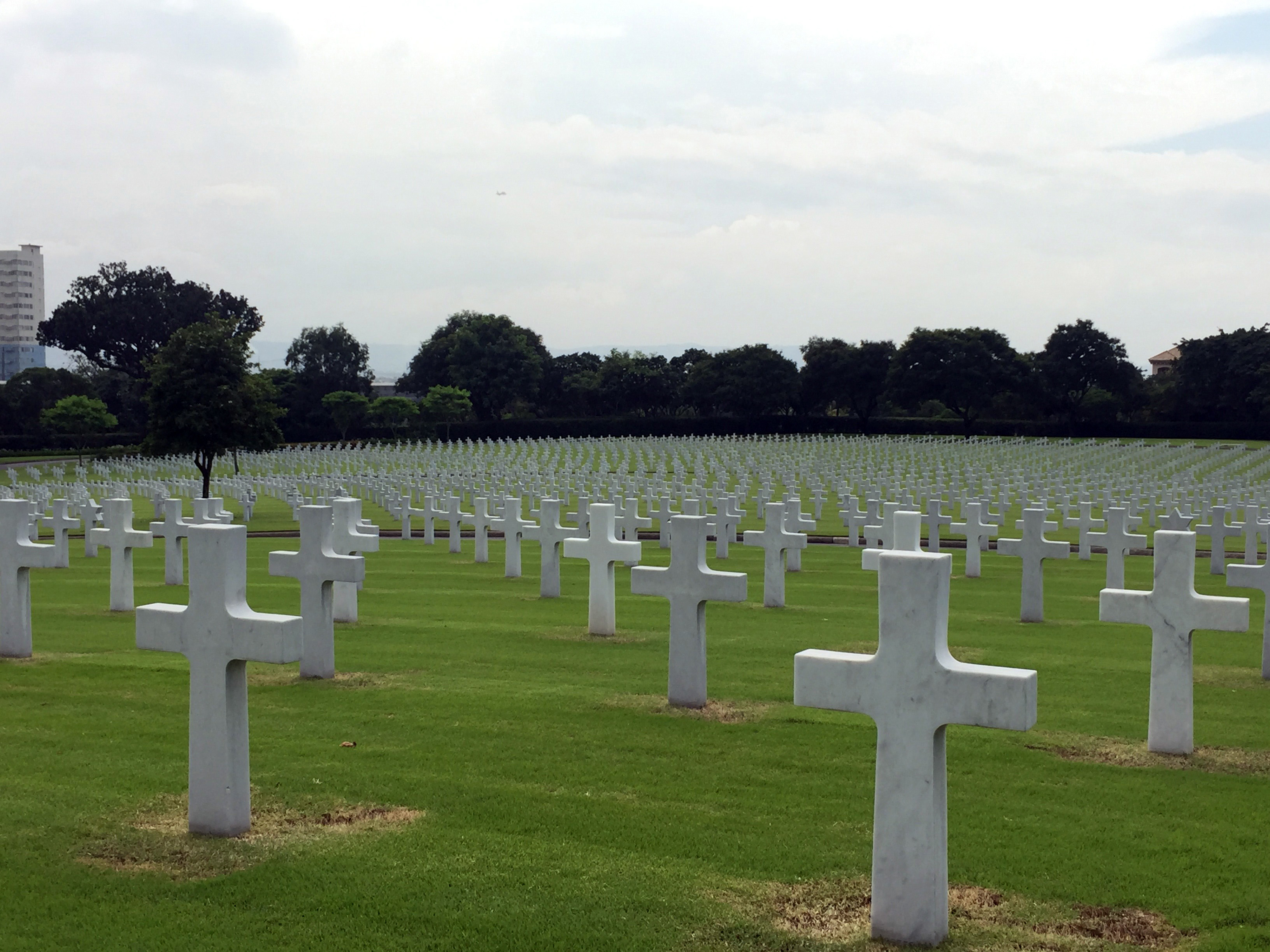 Manila American Cemetery