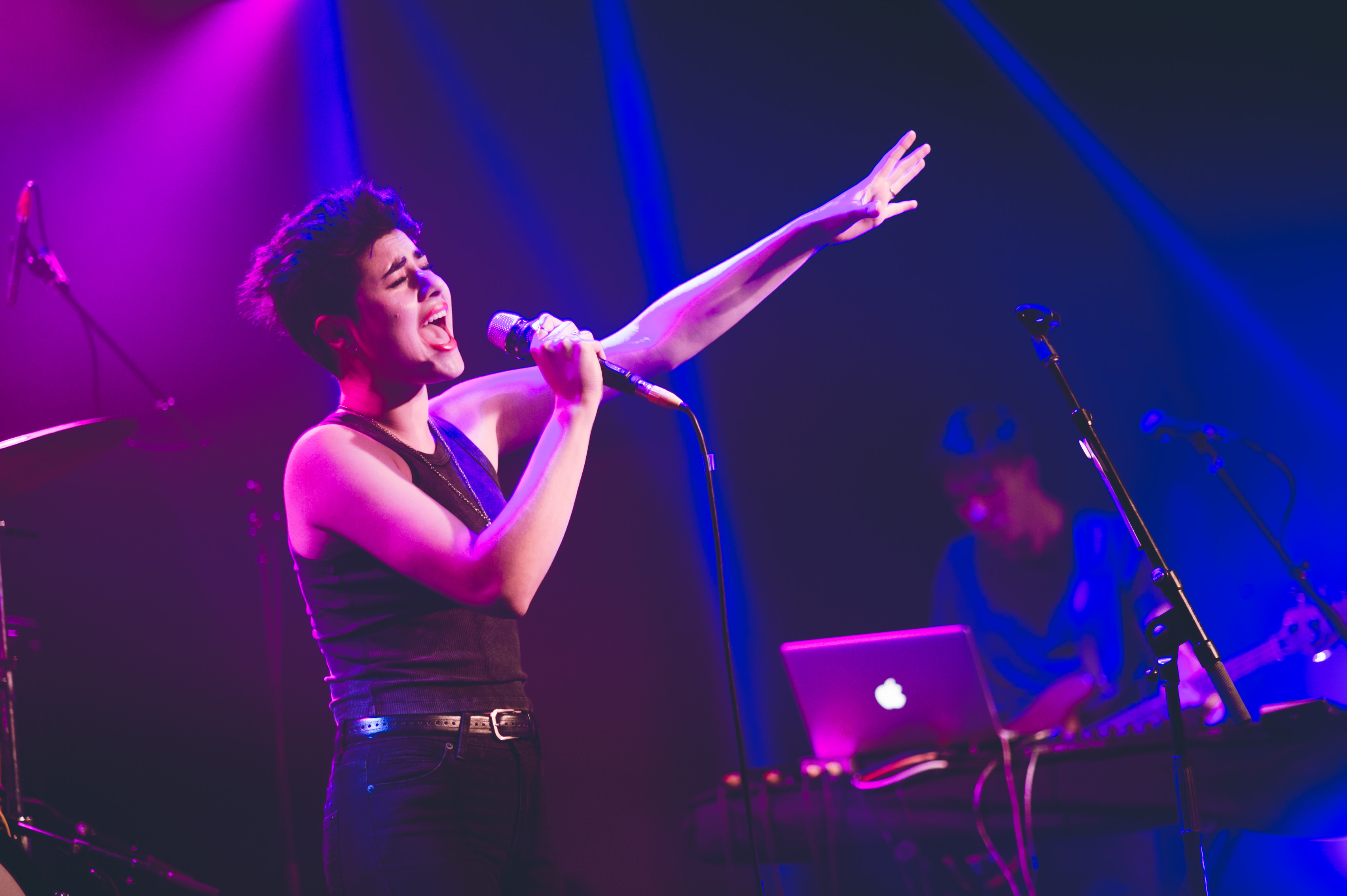 Montaigne hits the high notes