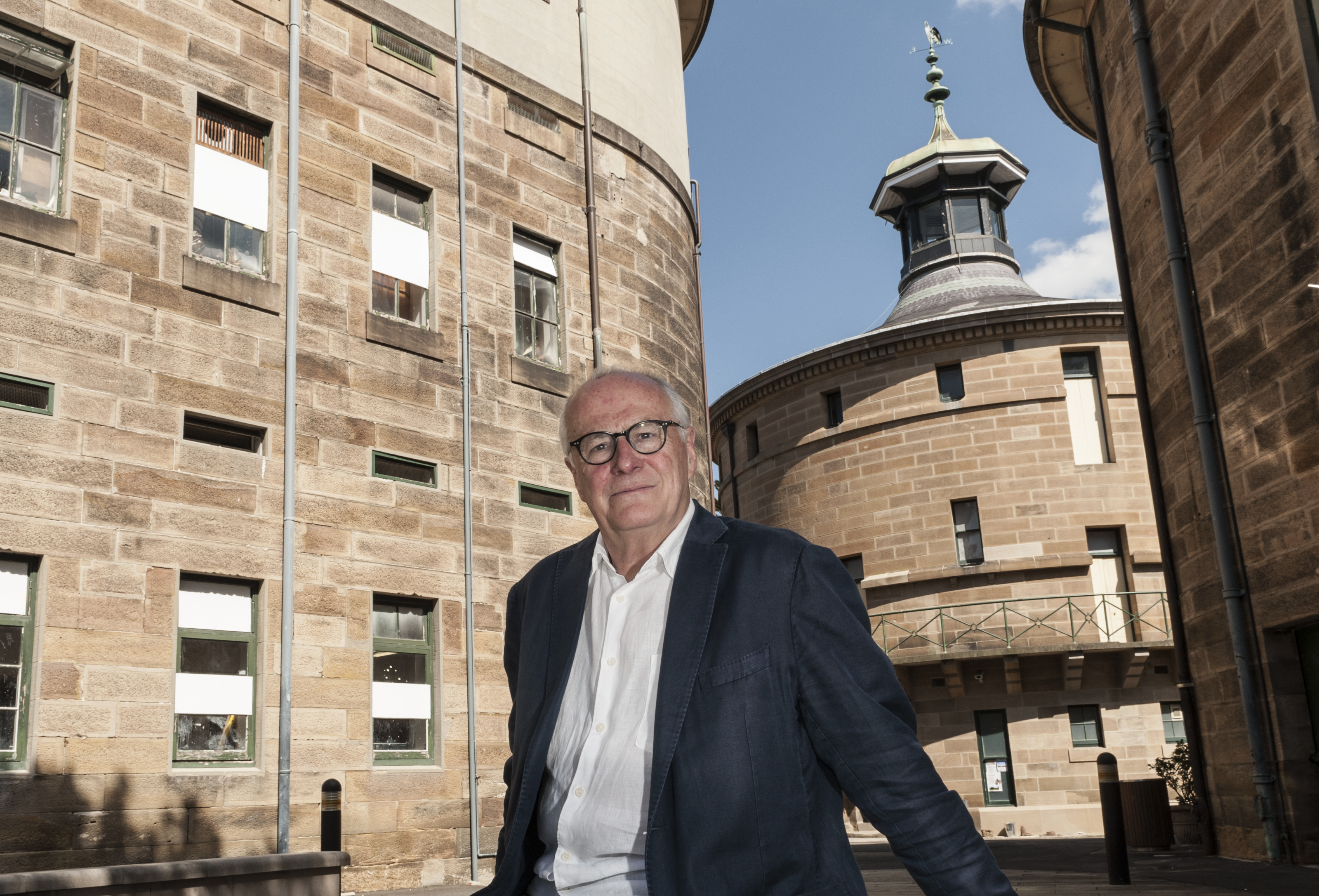 National Art School head Michael Lynch calls for support