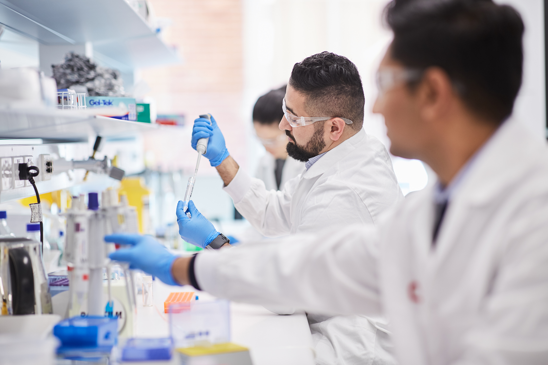 Why Australia runs out of vital medicines