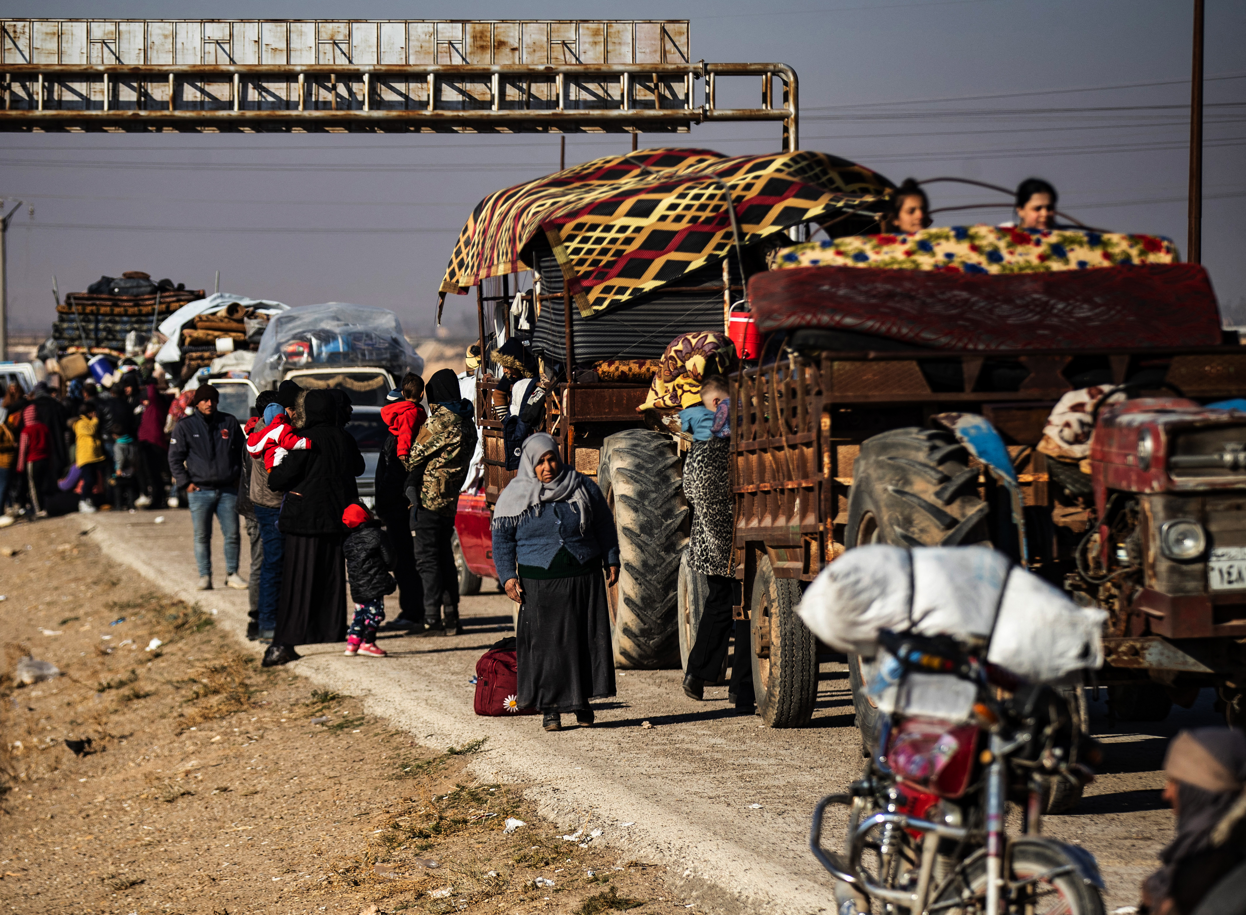 Rebels advance as conflict displaces 50,000 Syrians