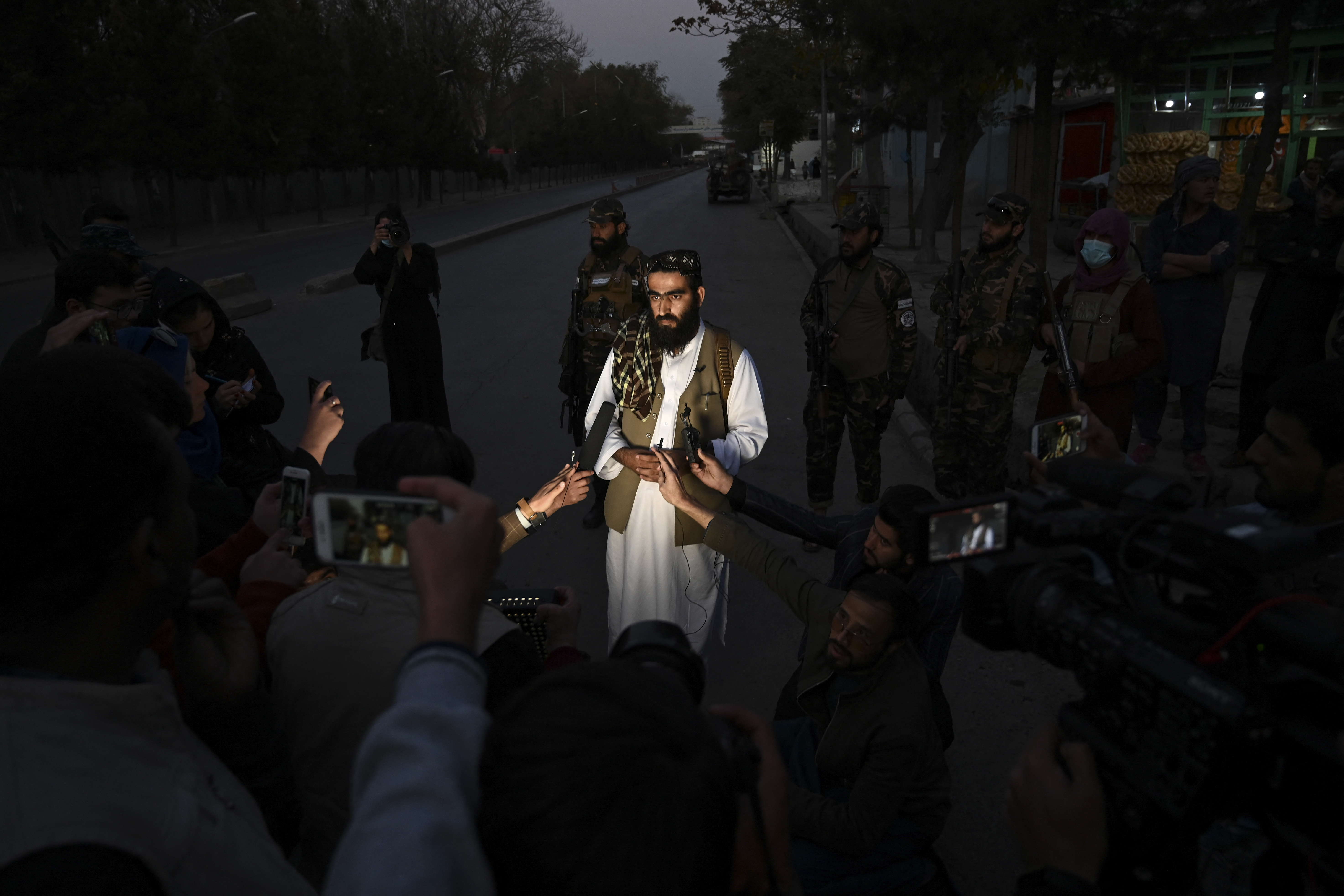 Australia to allow visas for trapped Afghans to expire