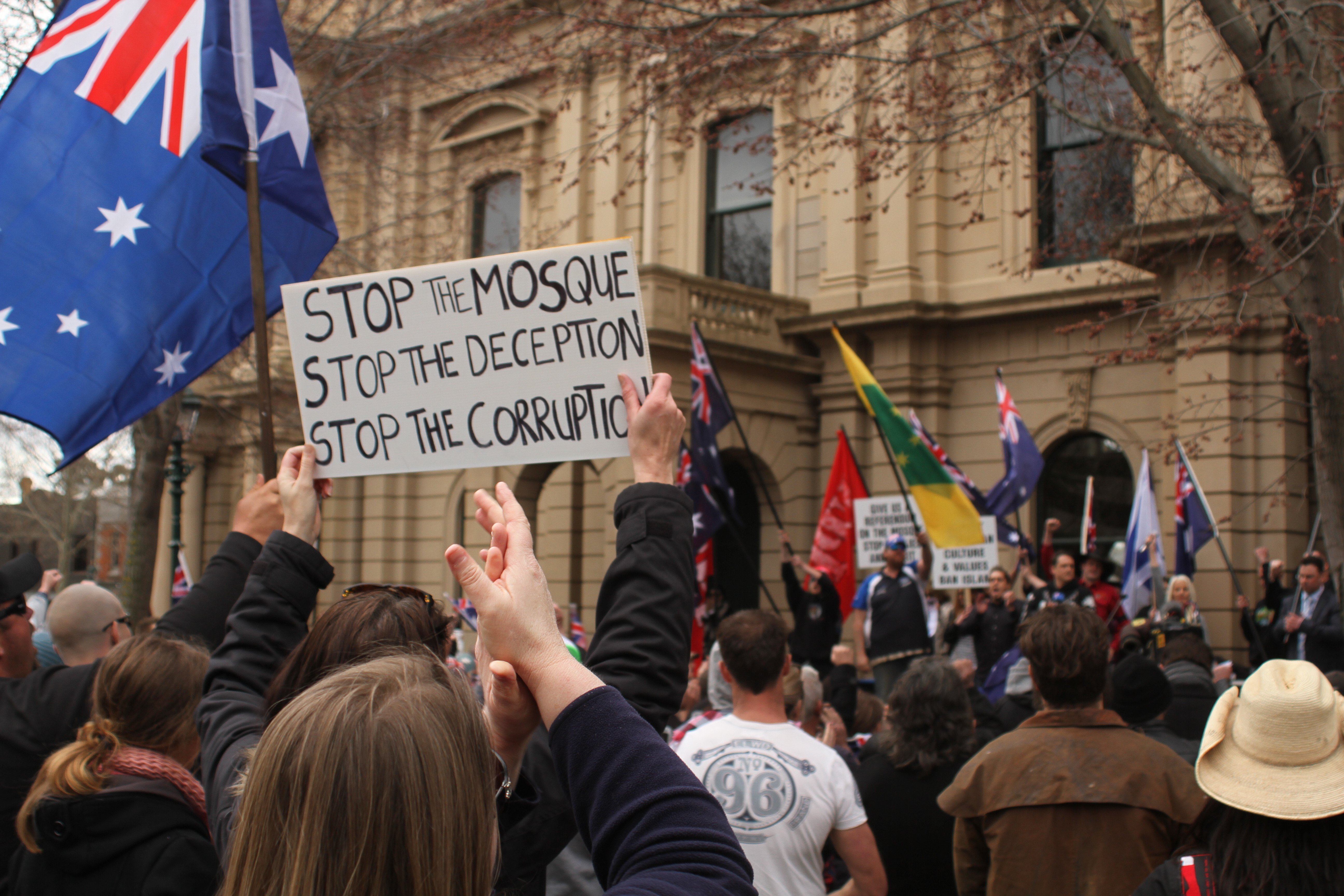 Bendigo mosque clears first legal hurdle