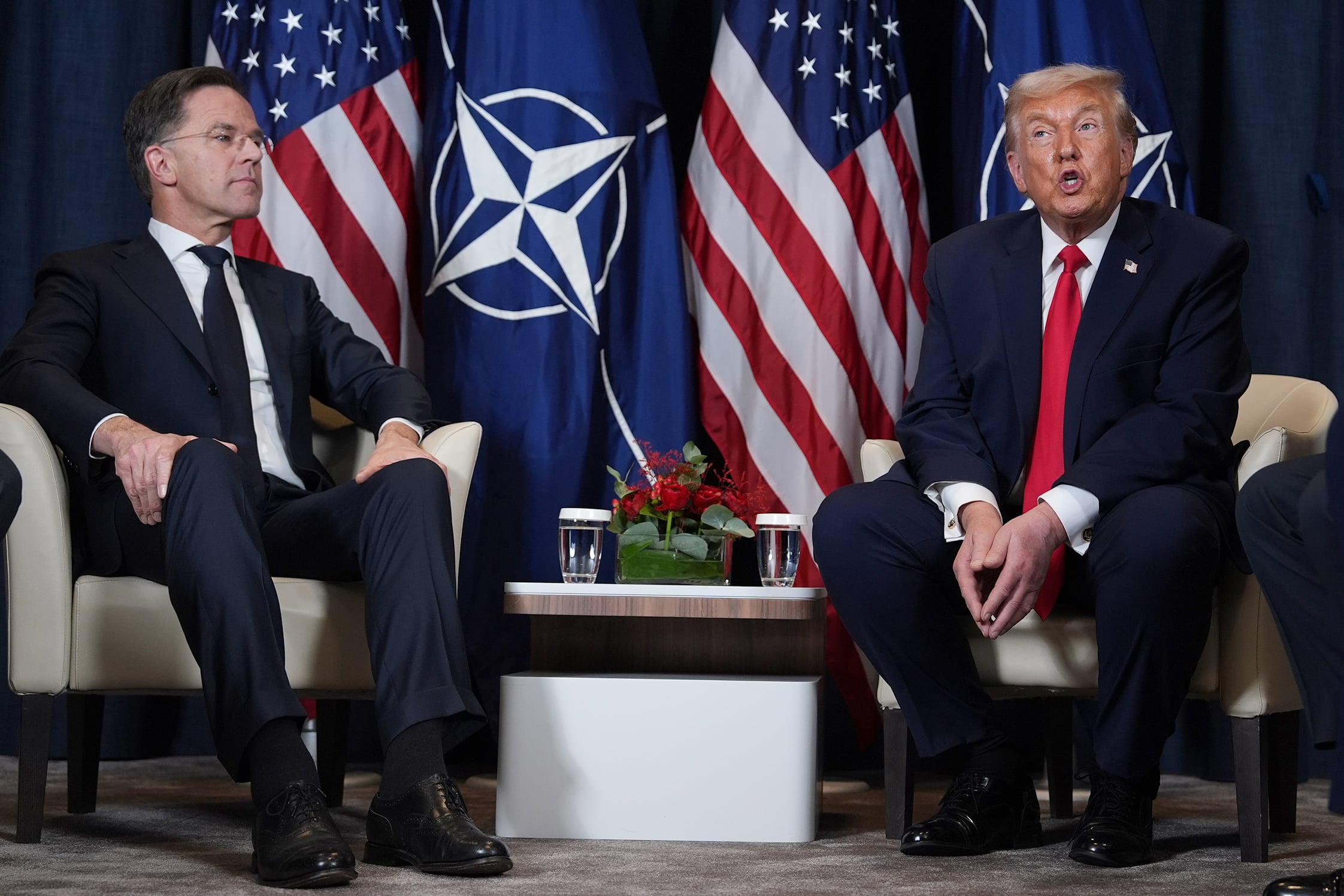 Mark Rutte and Donald Trump at a press conference.