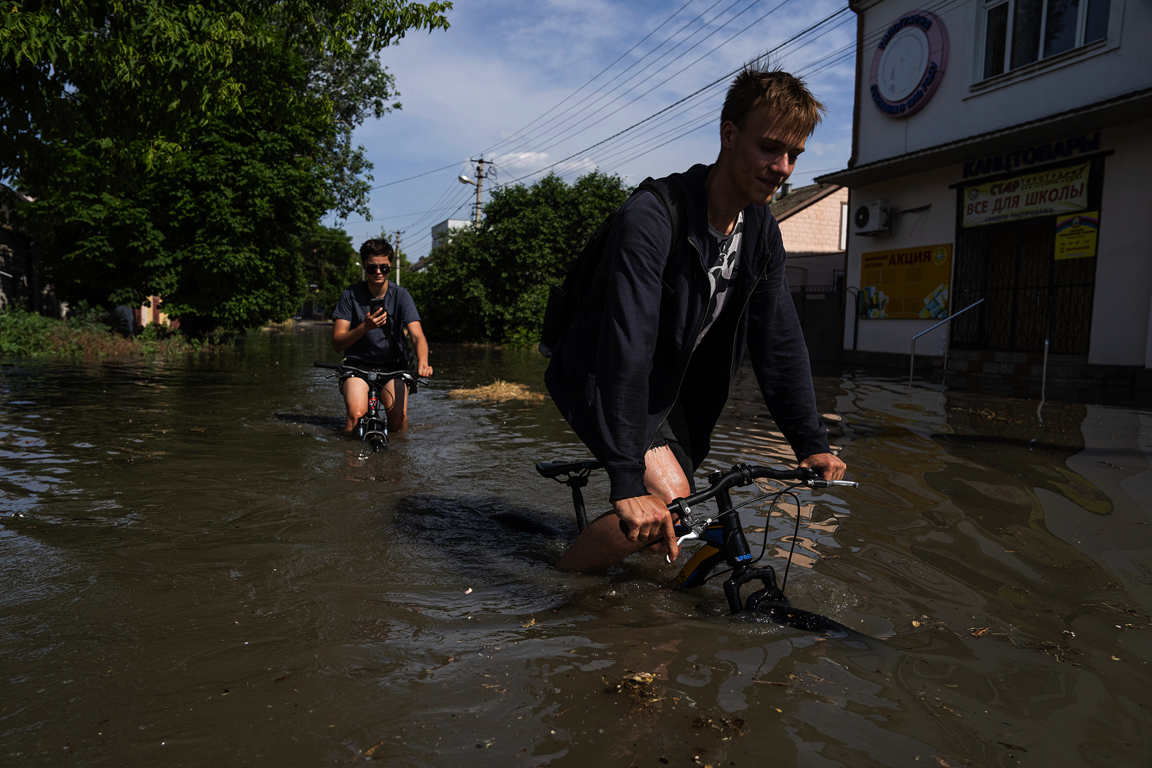 Ukraine dam collapse ‘a monumental catastrophe’