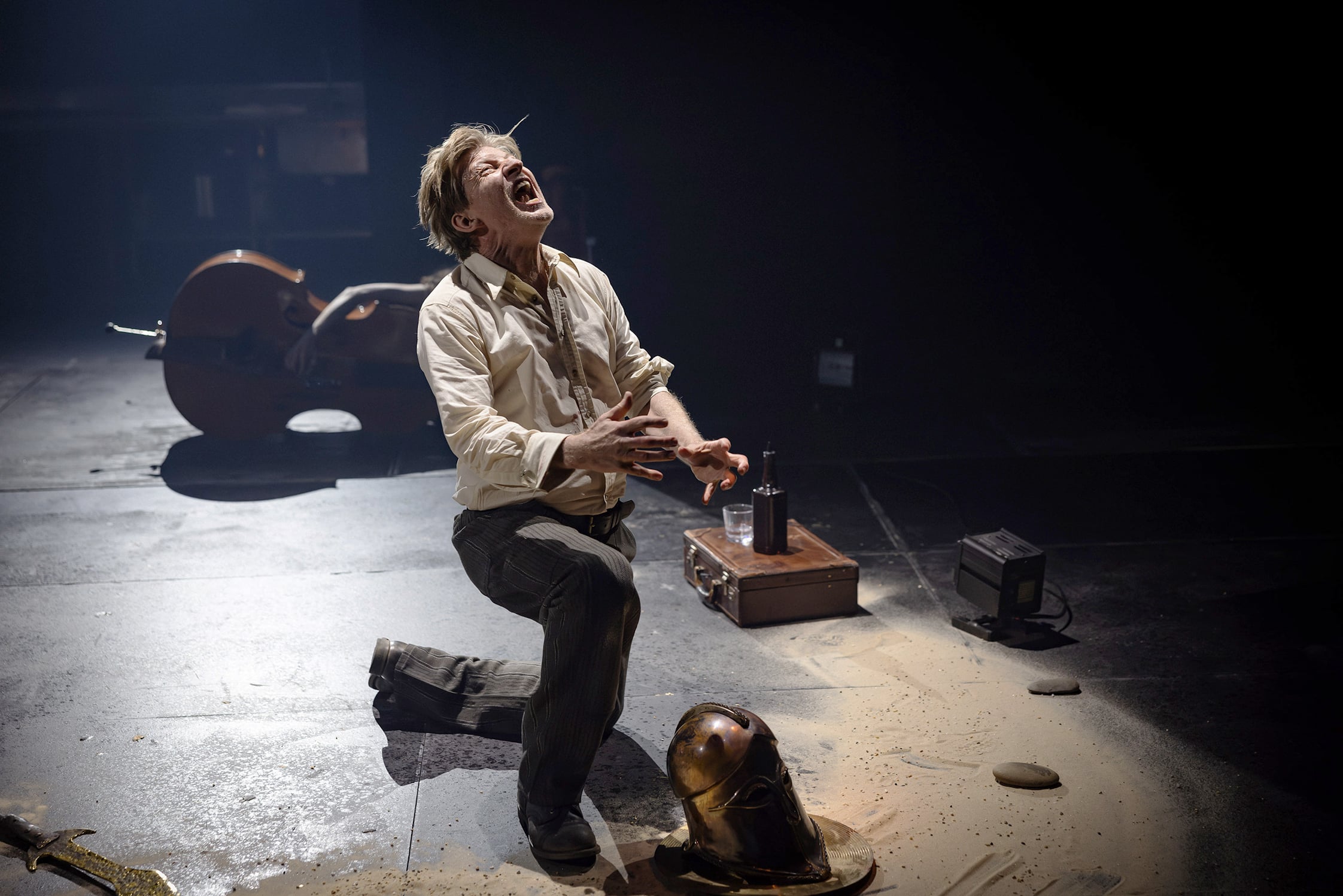 David Wenham plays the Poet in An Iliad.