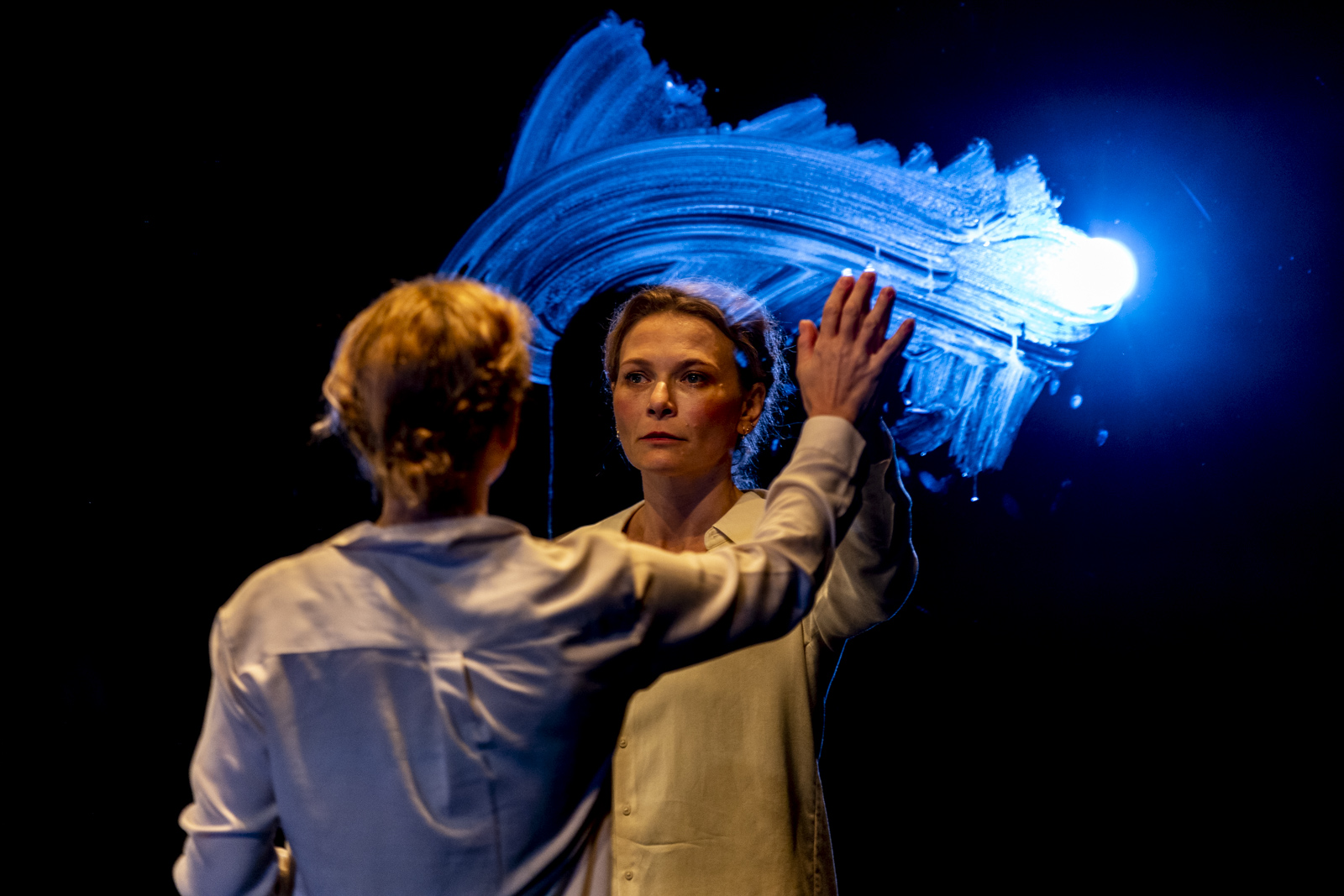 <em>Opening Night</em>