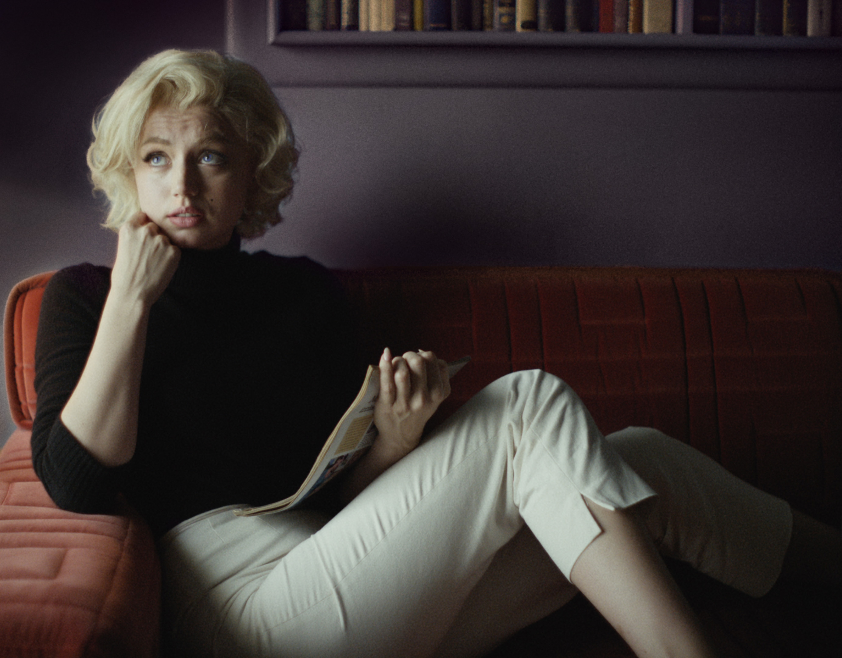 <em>Blonde</em>