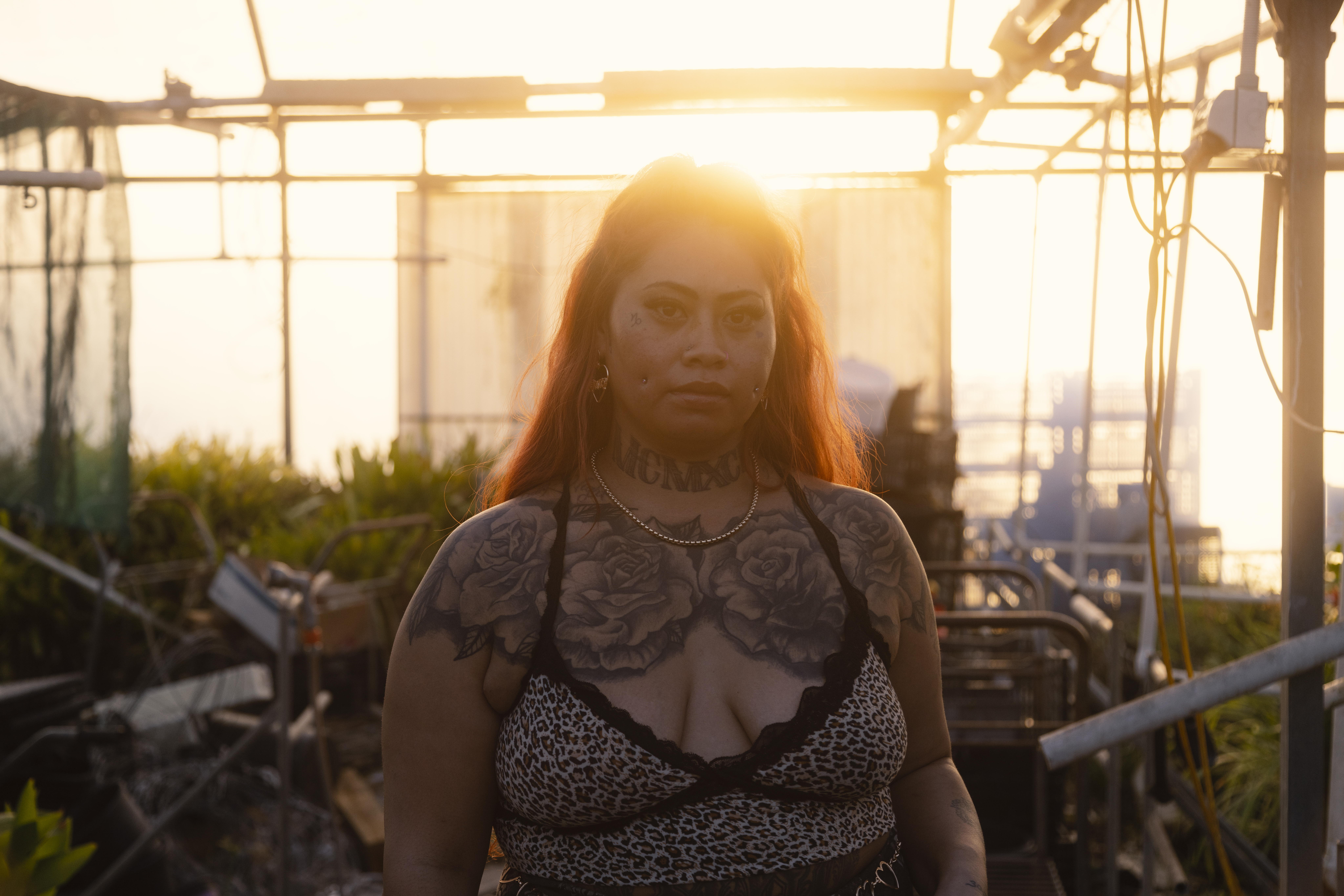 A still from the video Epifania (2022) by Edith Amituanai. 