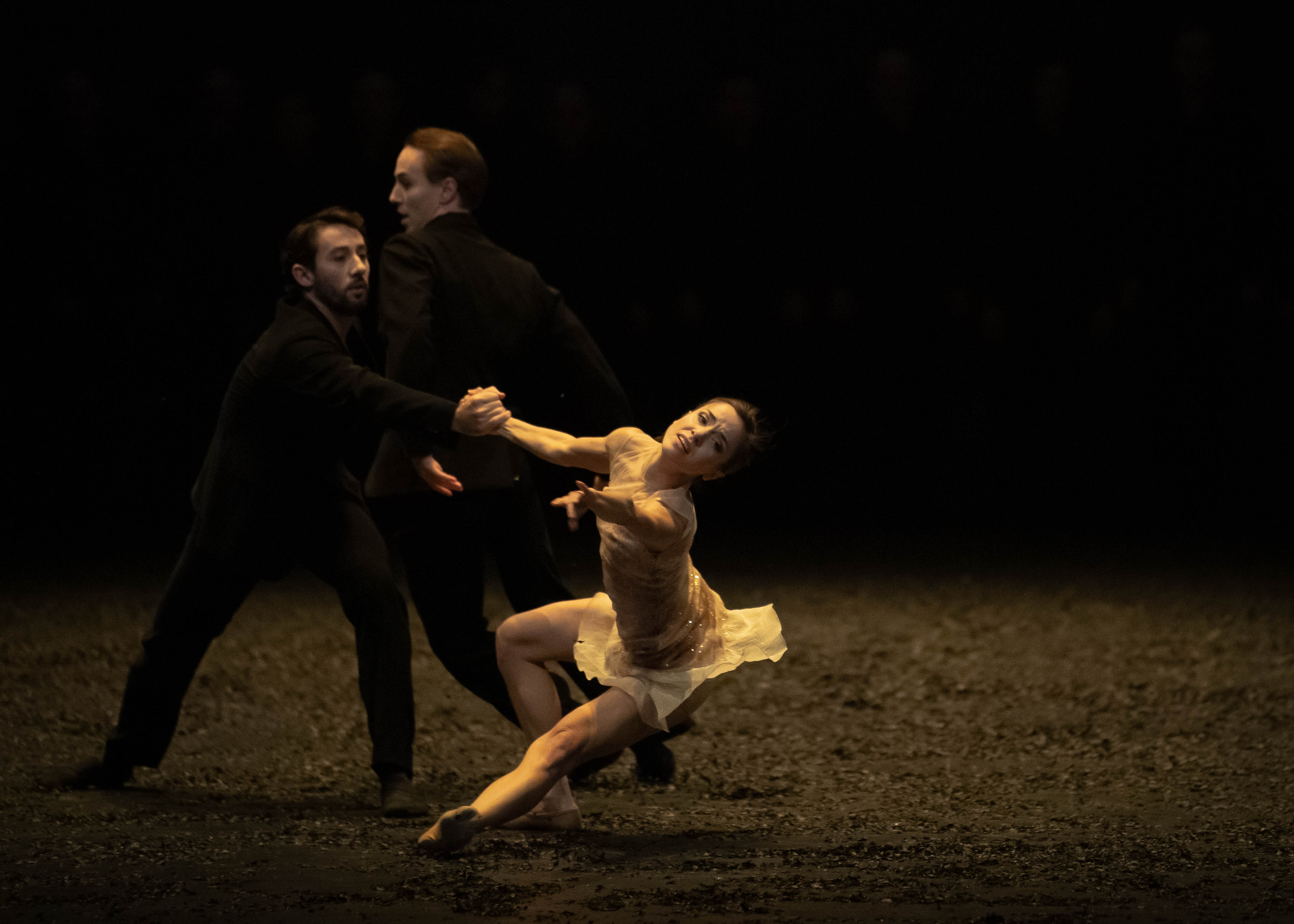Choreography from the production of Verdi’s Messa da Requiem