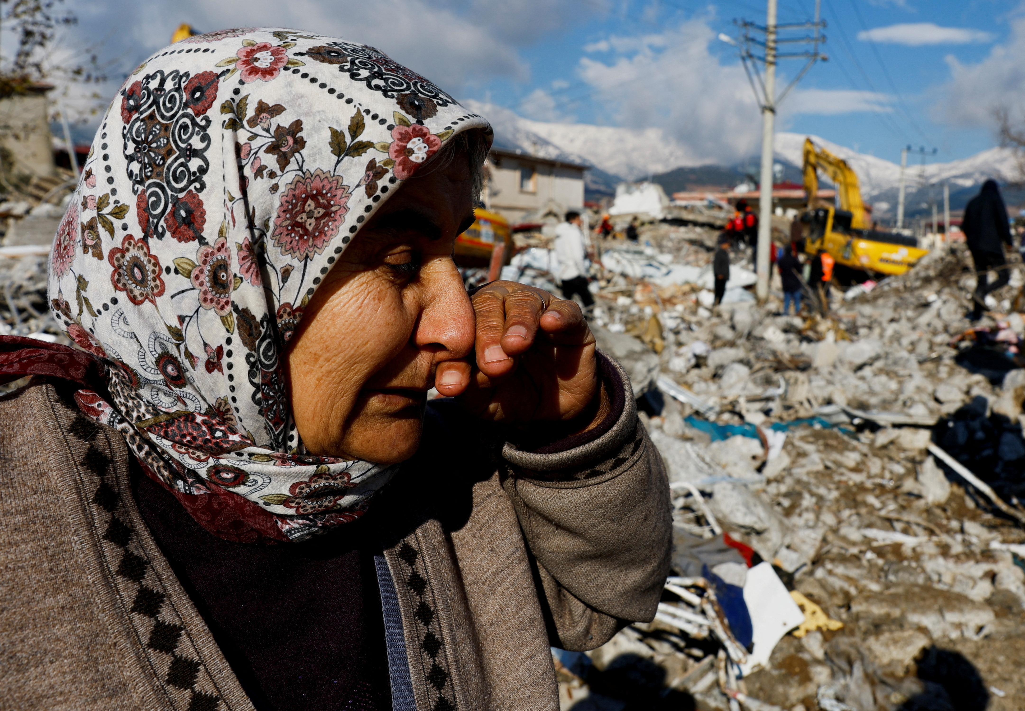 Death toll rising after earthquakes in Türkiye, Syria