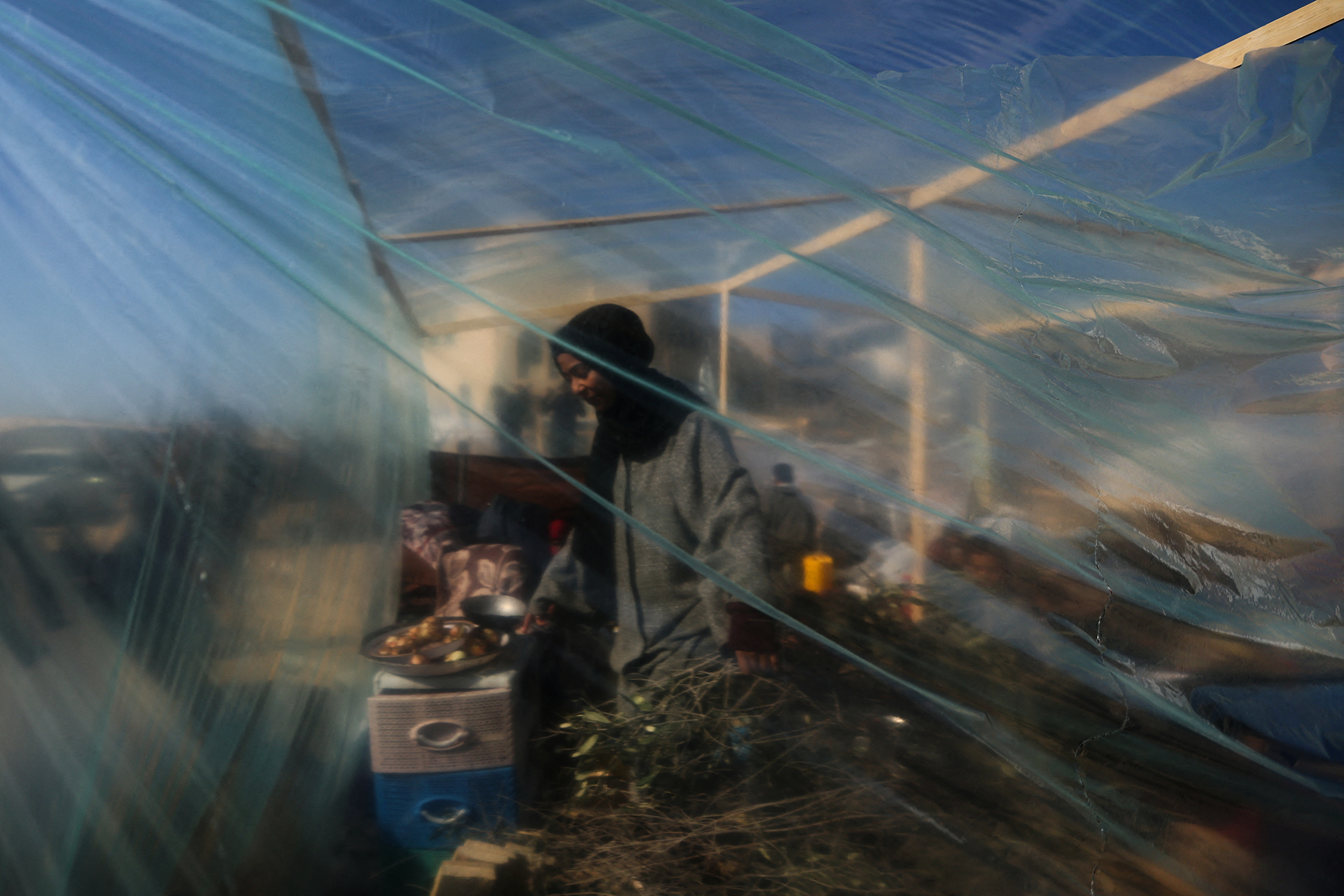 Israel pushes into southern Gaza after ceasefire collapses