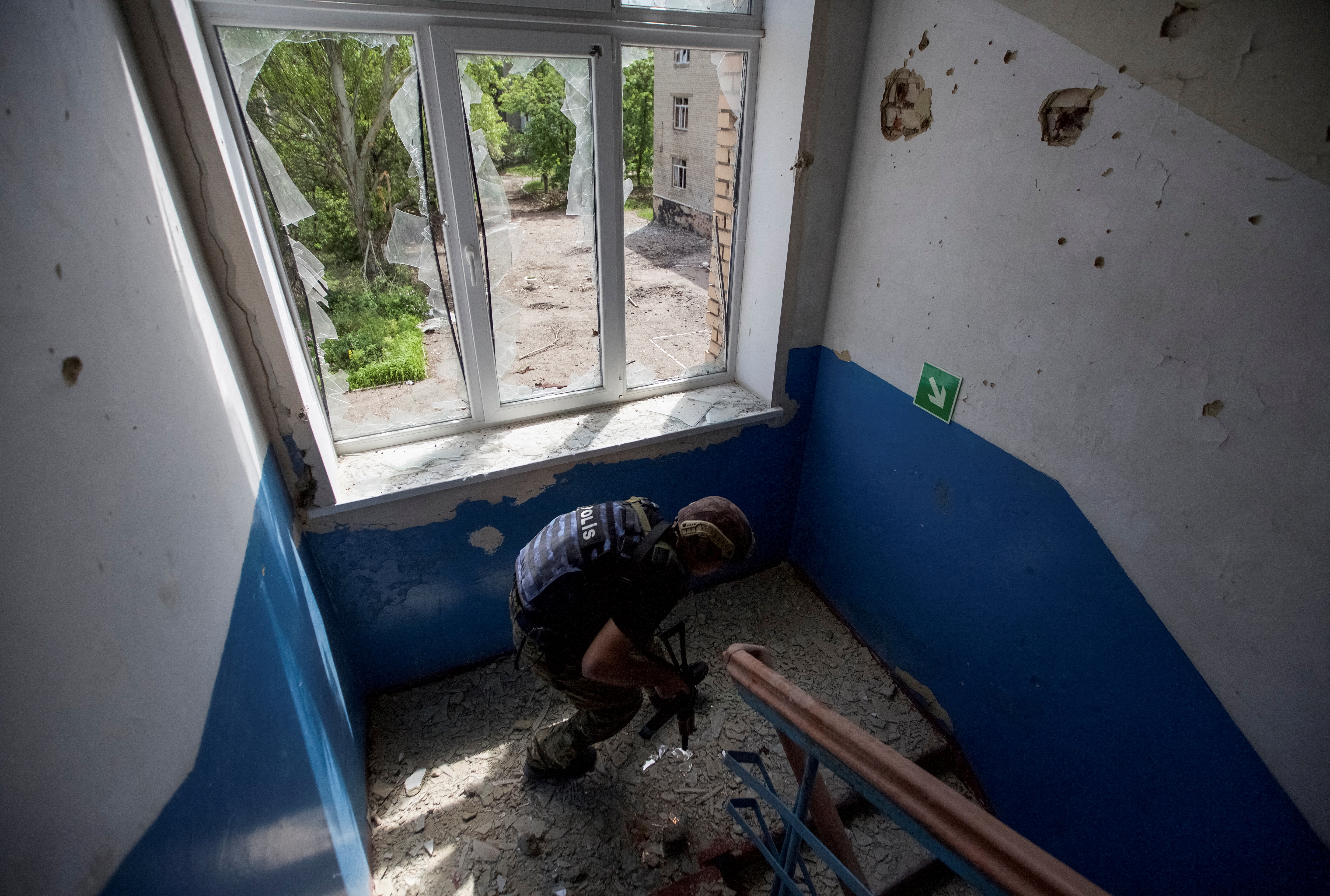 Biden vows to send more military support to Ukraine 