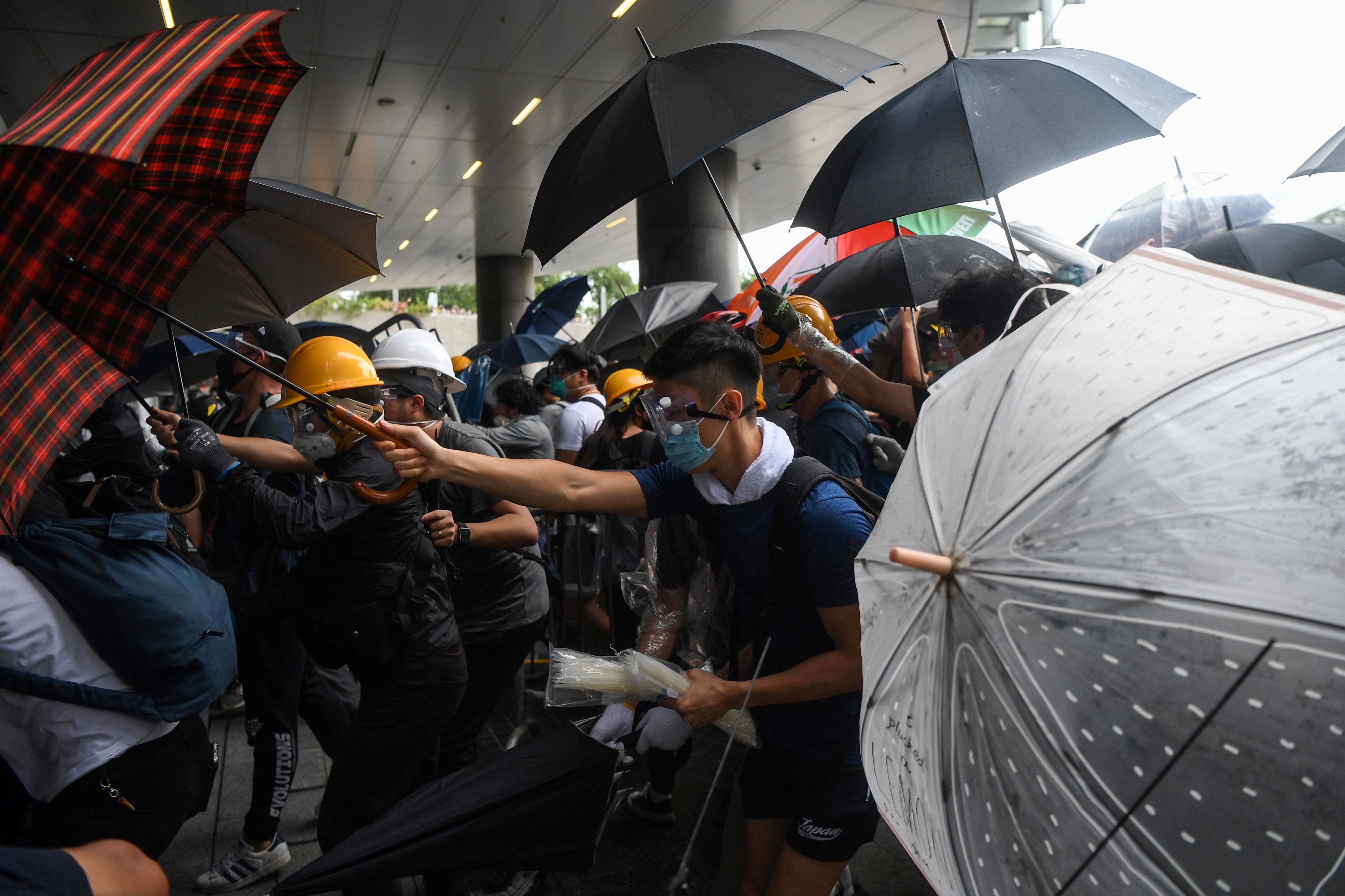 Protests erupt over Hong Kong extradition bill
