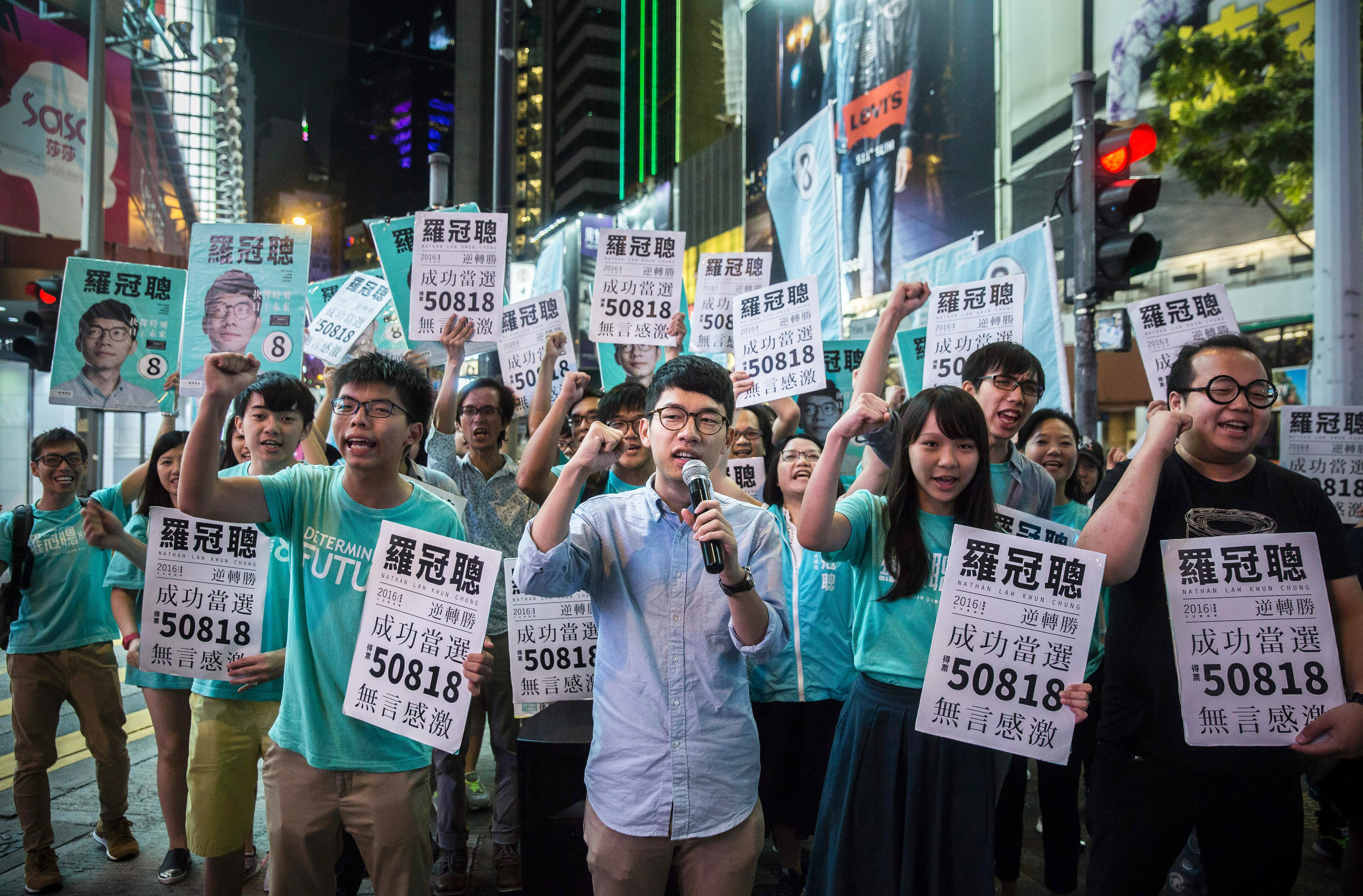 China tightens grip on its citizens abroad