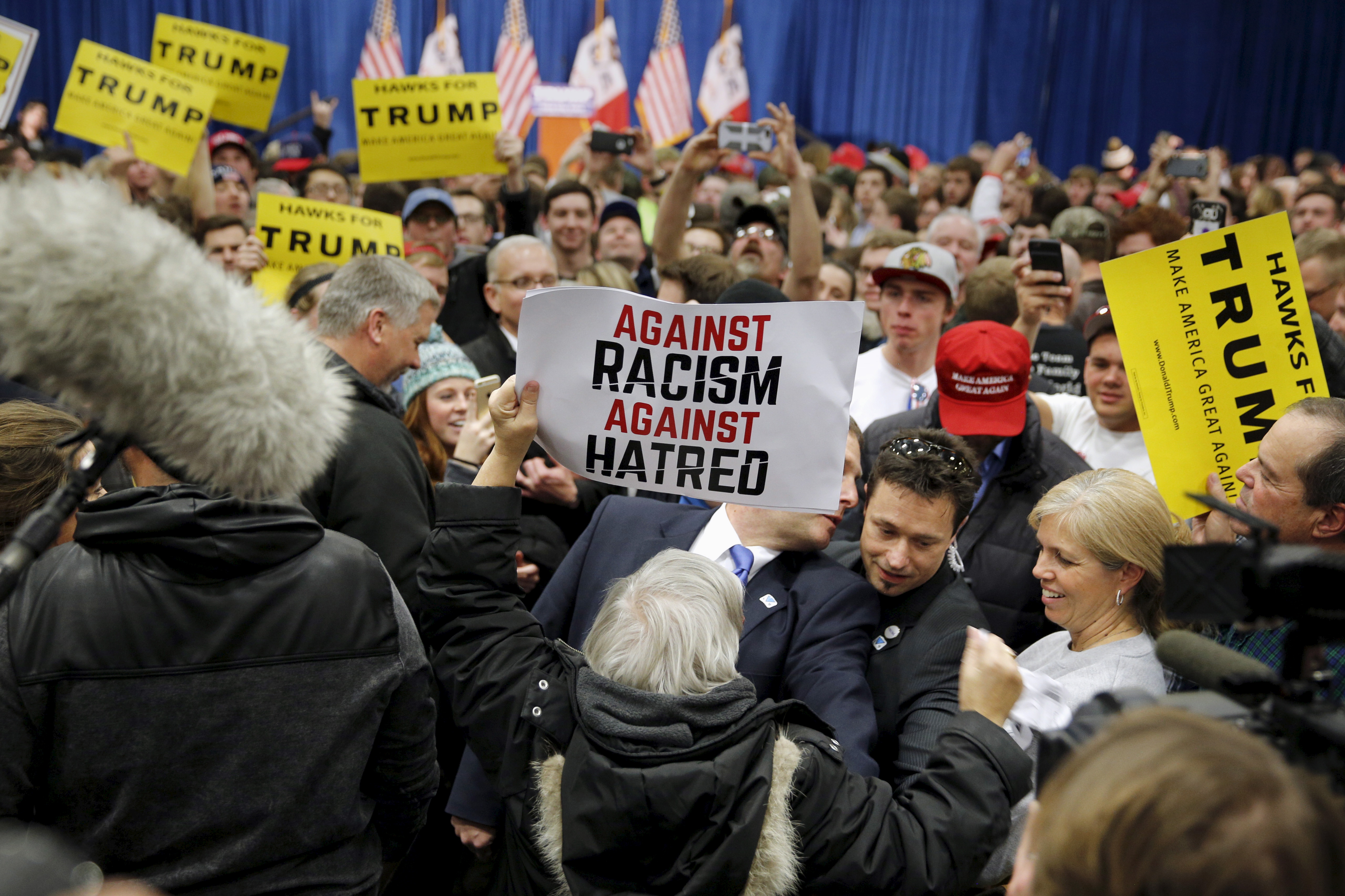 First stop, Iowa, as primaries get started