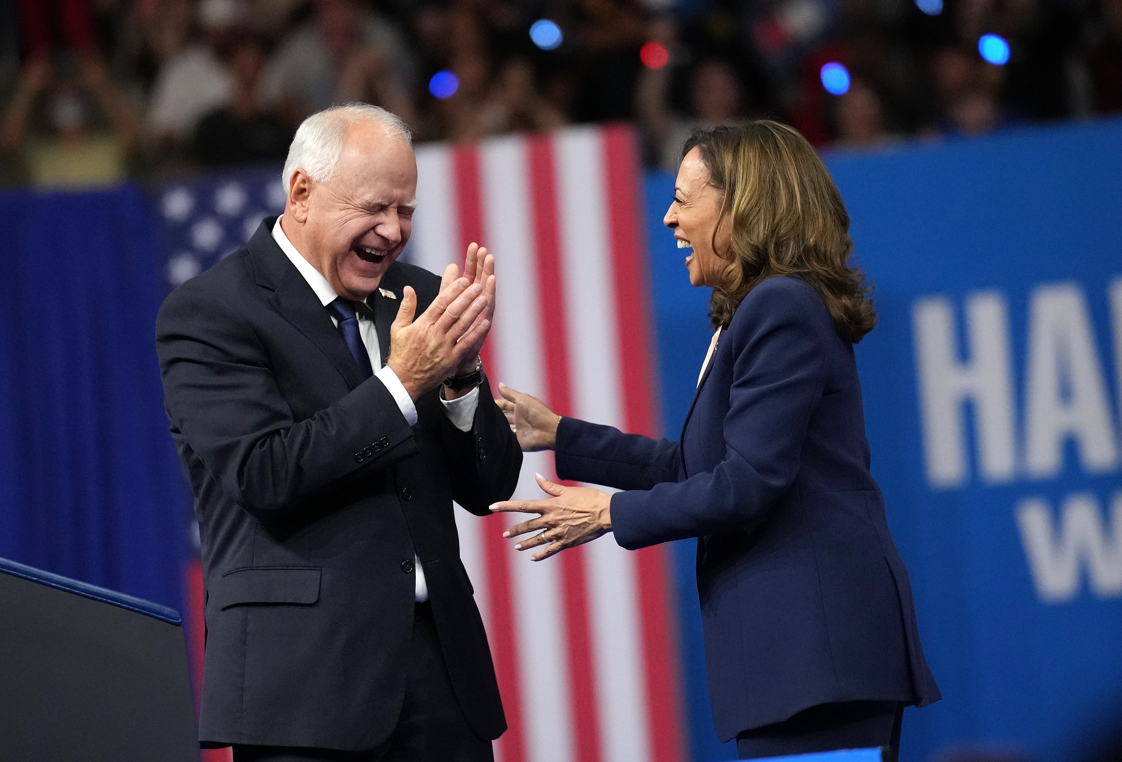 Tim Walz and Kamala Harris make their first US presidential campaign appearance together in Philadelphia.