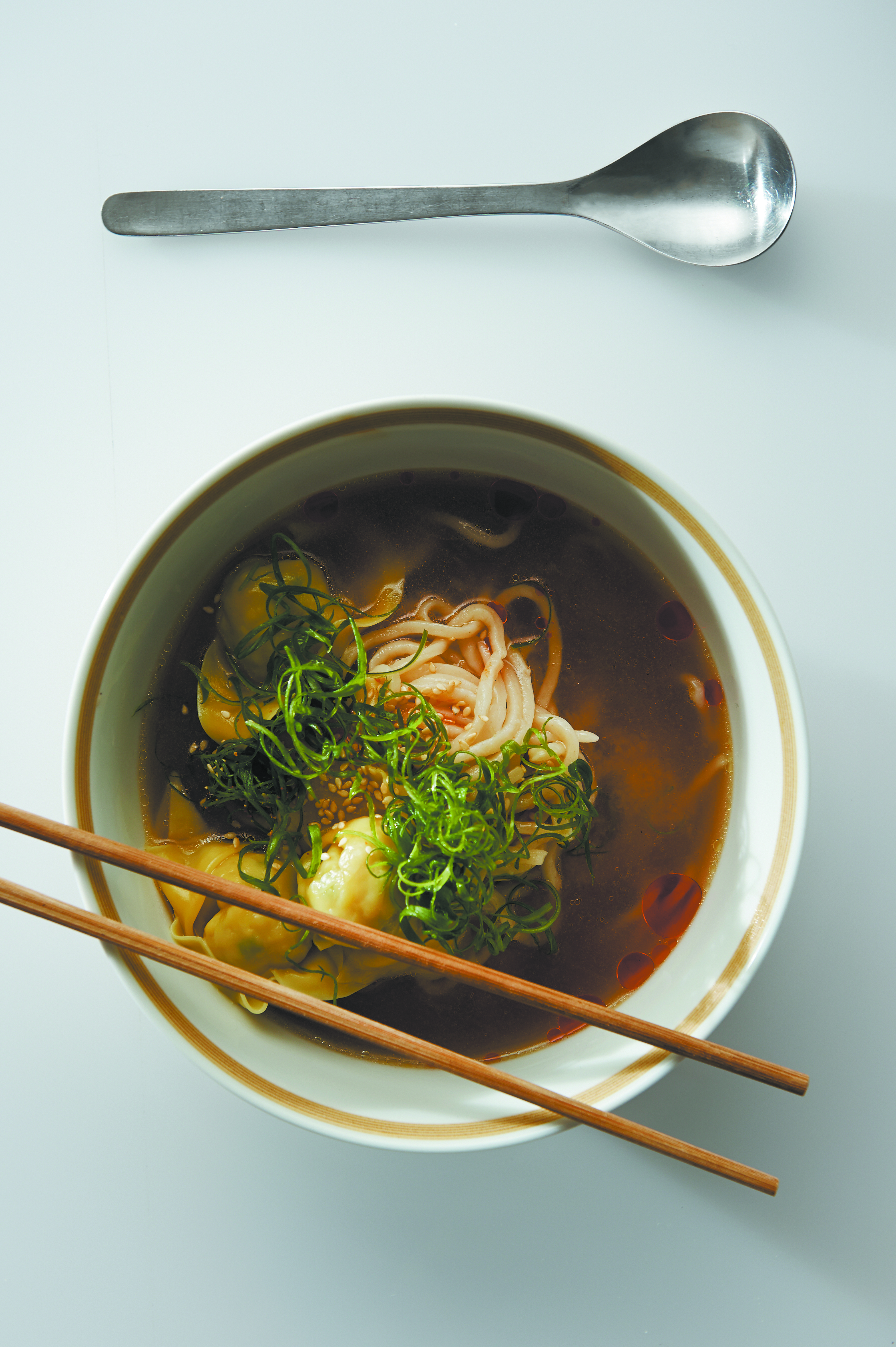 Wonton noodle soup