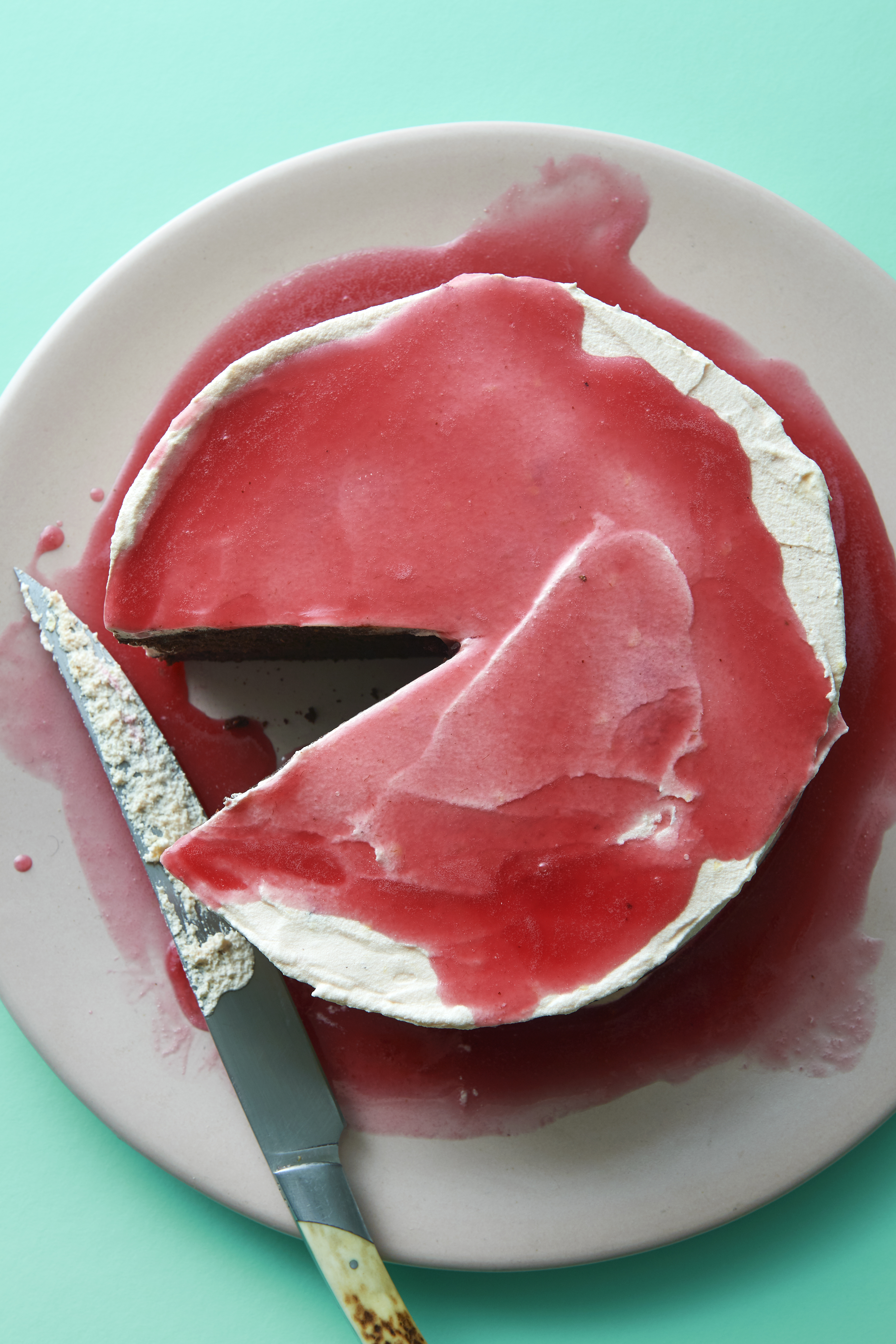 Chocolate cake with Swiss meringue buttercream