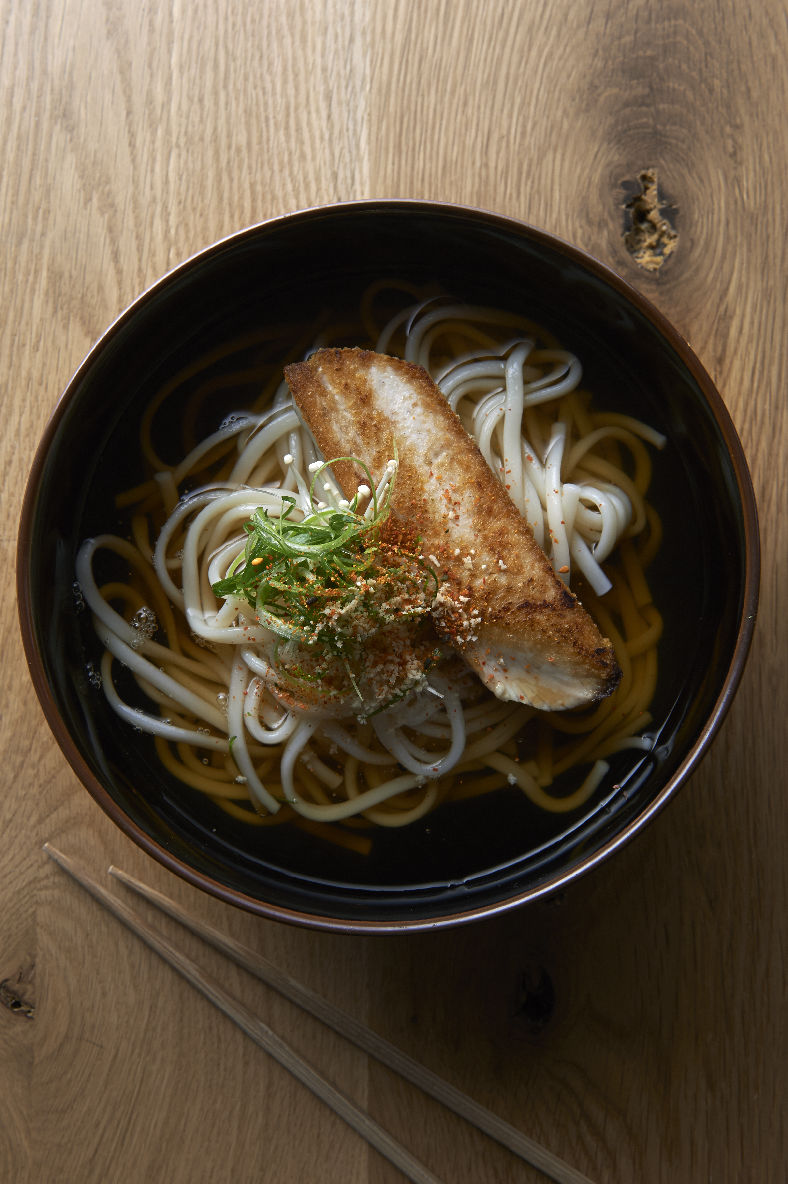 Cold udon noodles with bonito