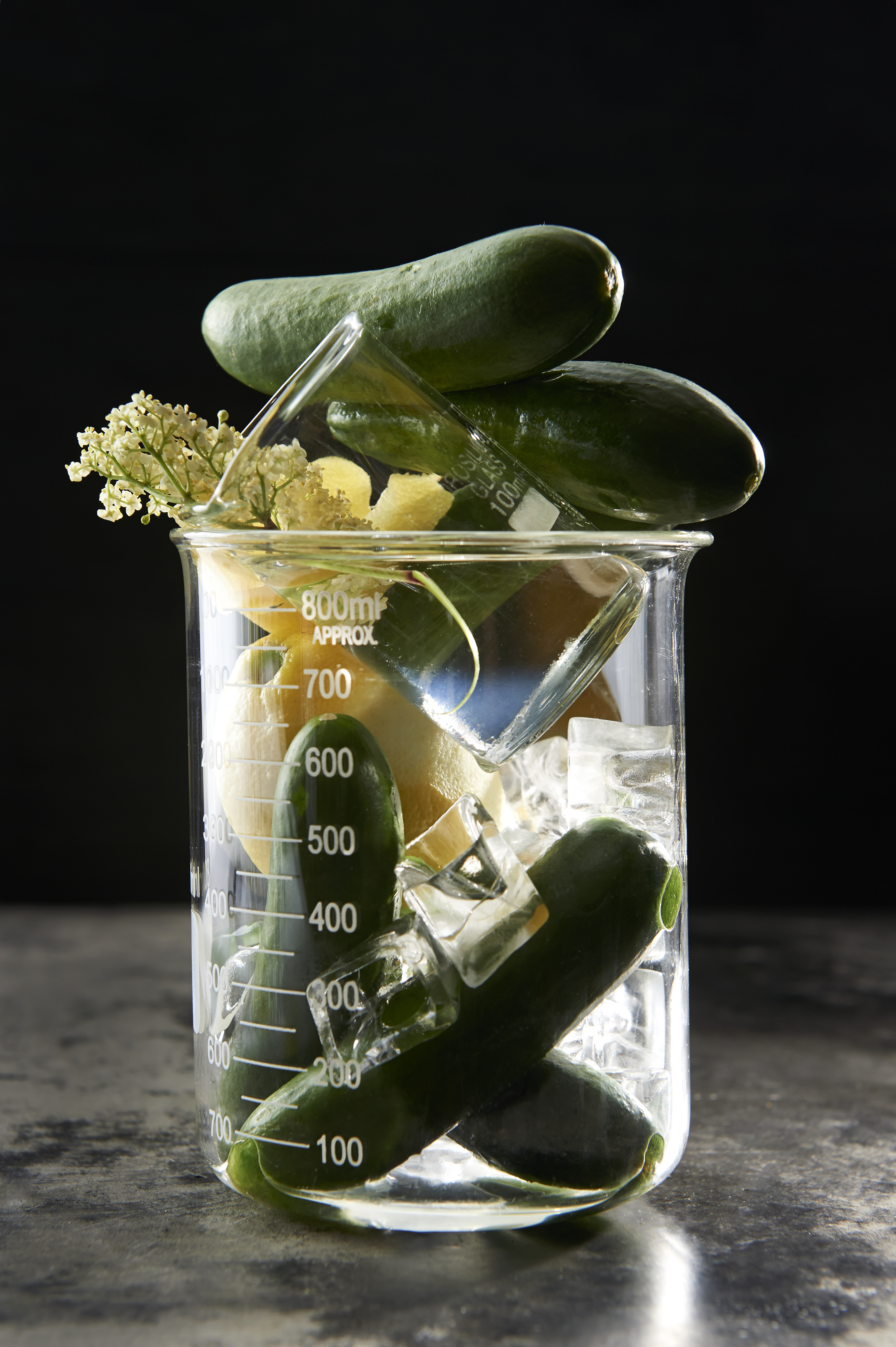 Refreshing cucumber cocktail and whipped cod roe dip