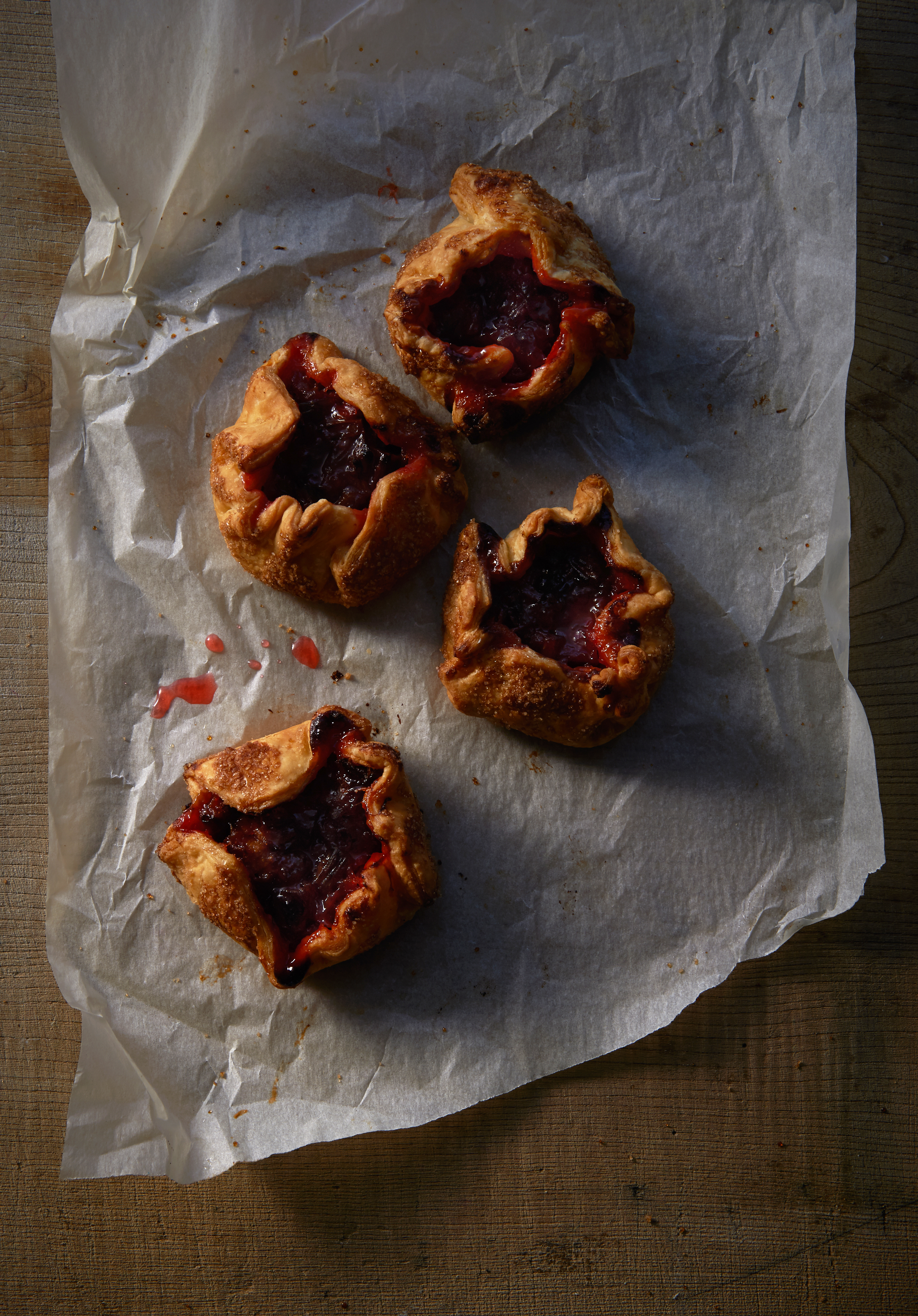 Rustic rhubarb tarts