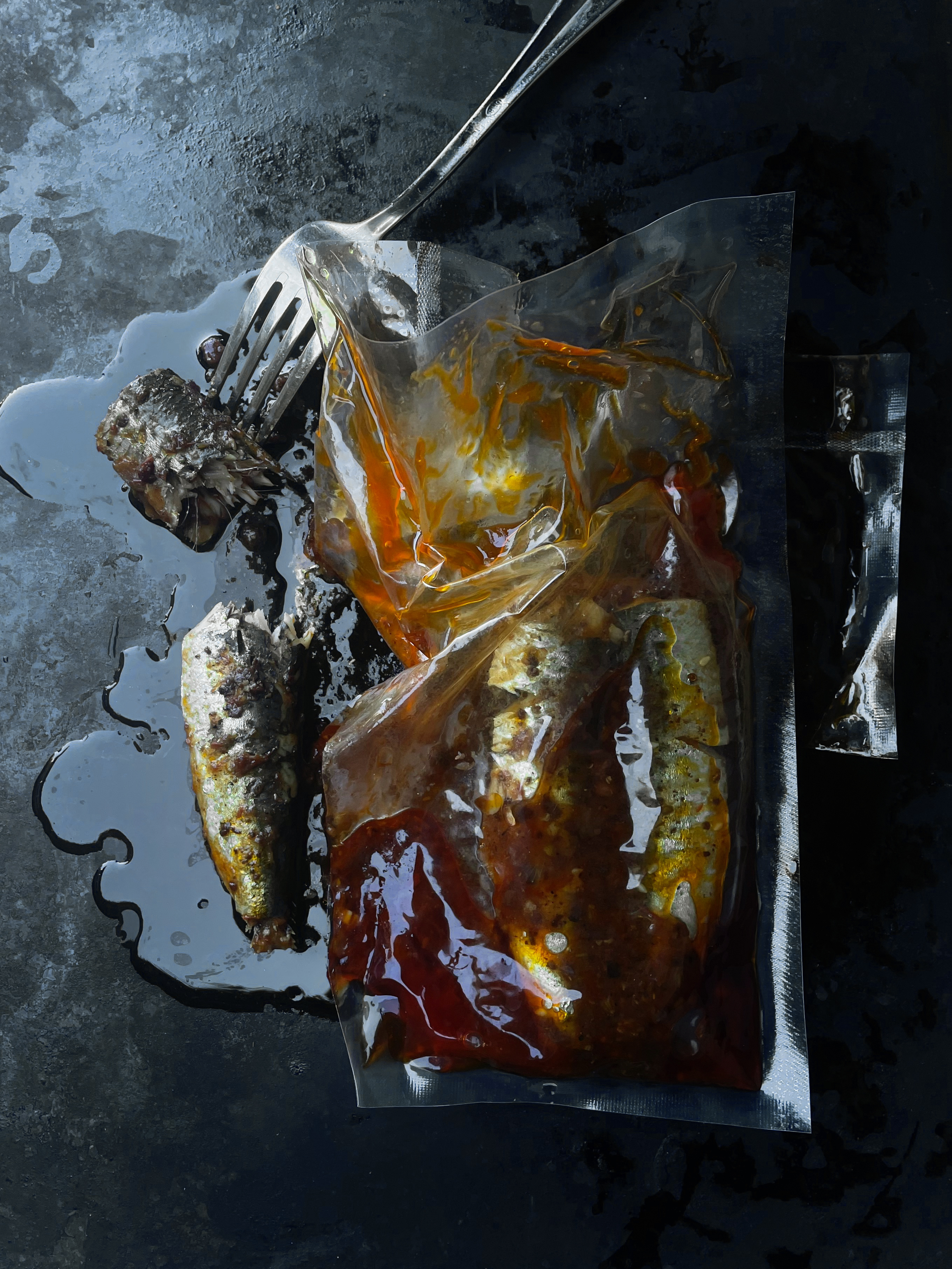 Preserved sardines and squid (conservas)