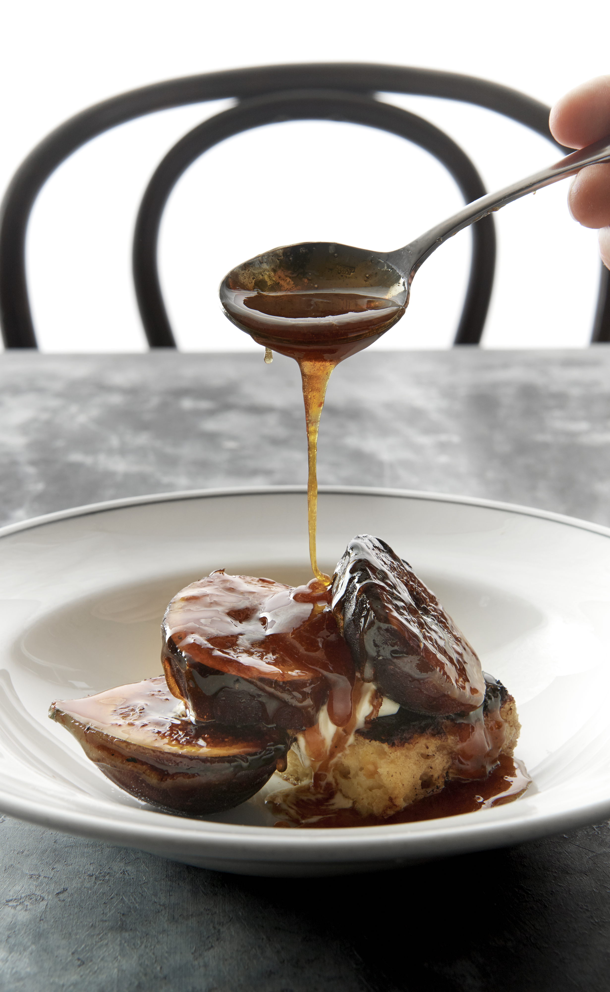 French toast with caramelised figs, burnt honey and mascarpone