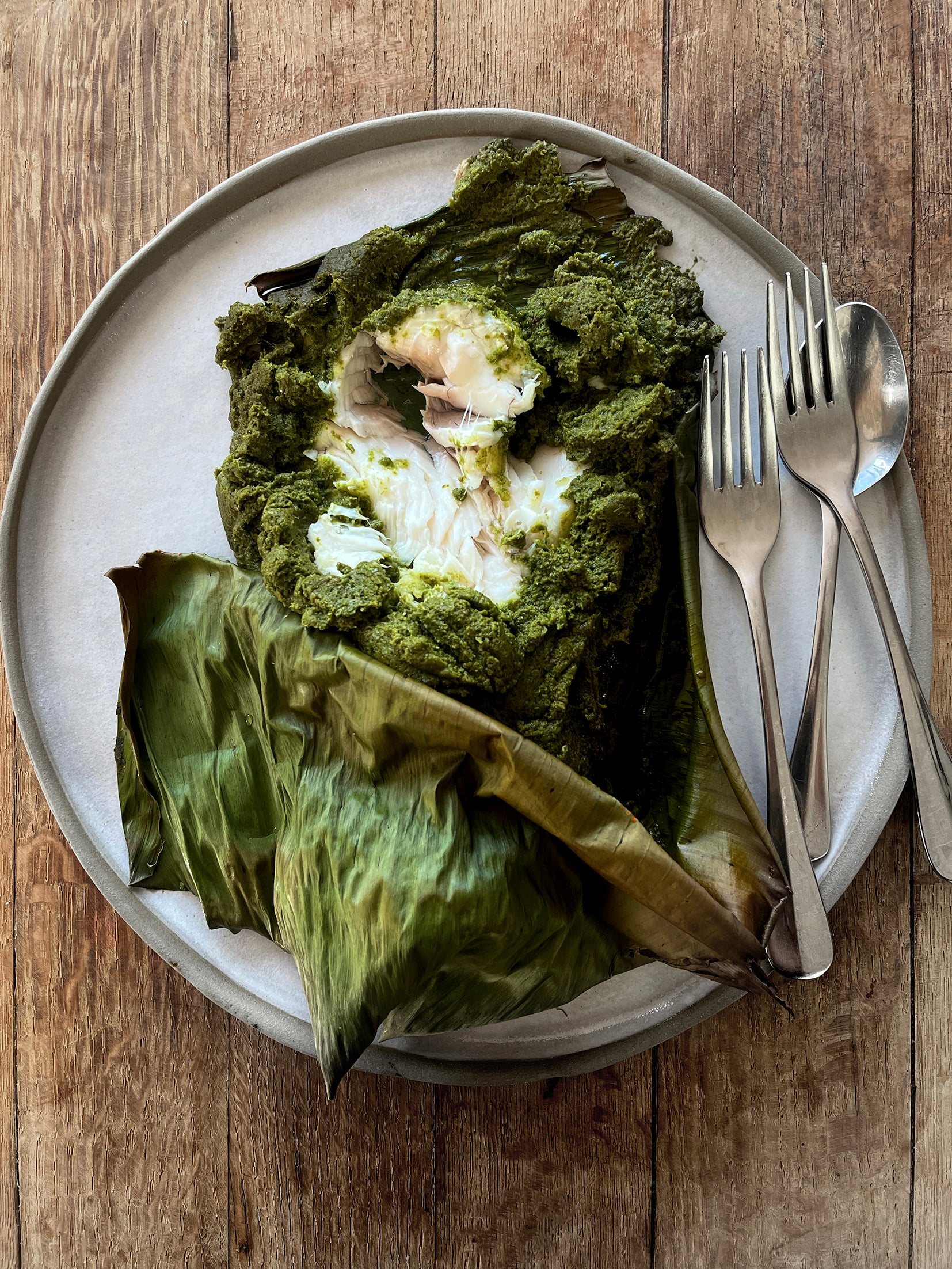 Banana leaf baked fish with aromatic coriander paste