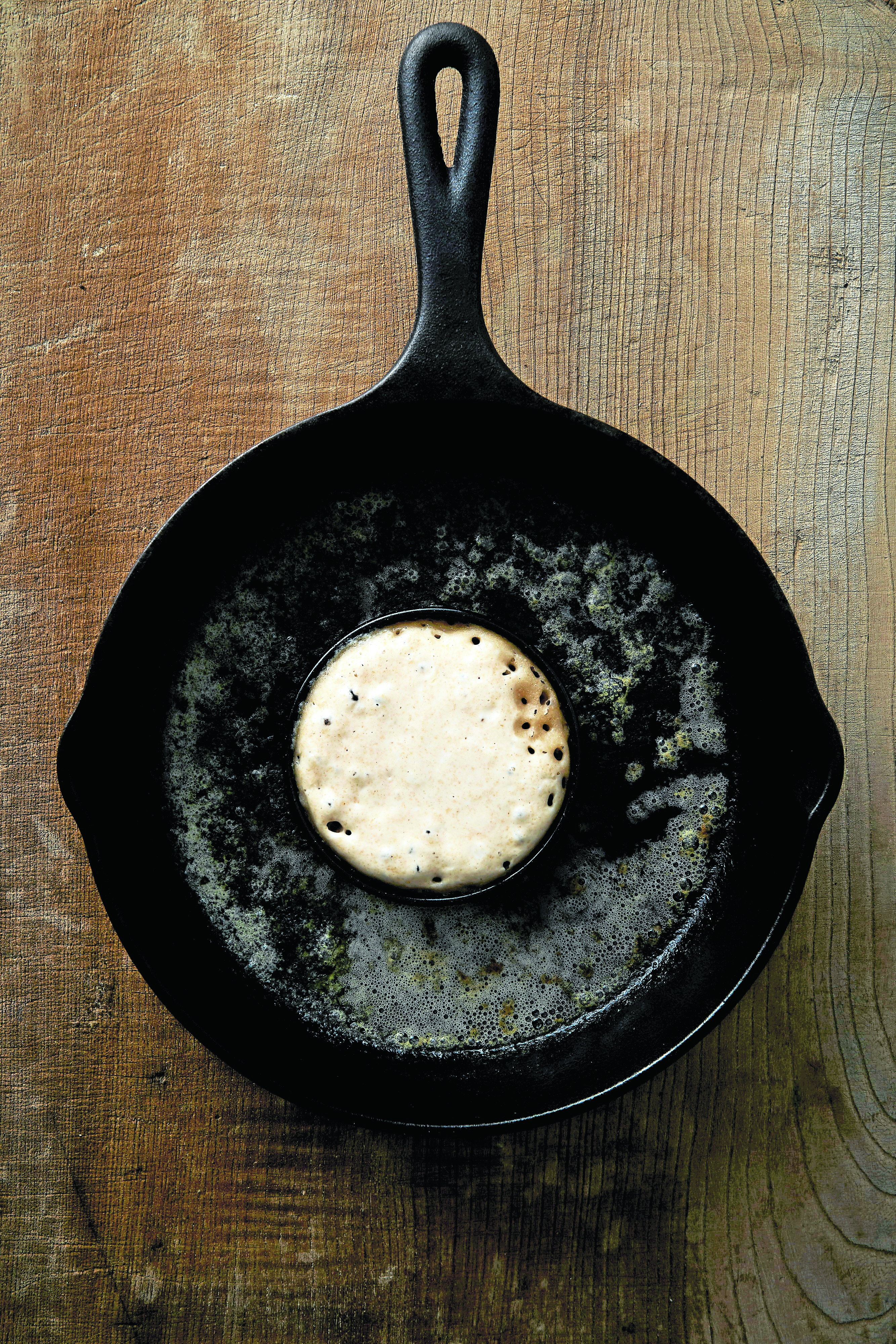 Dancing grass crumpets