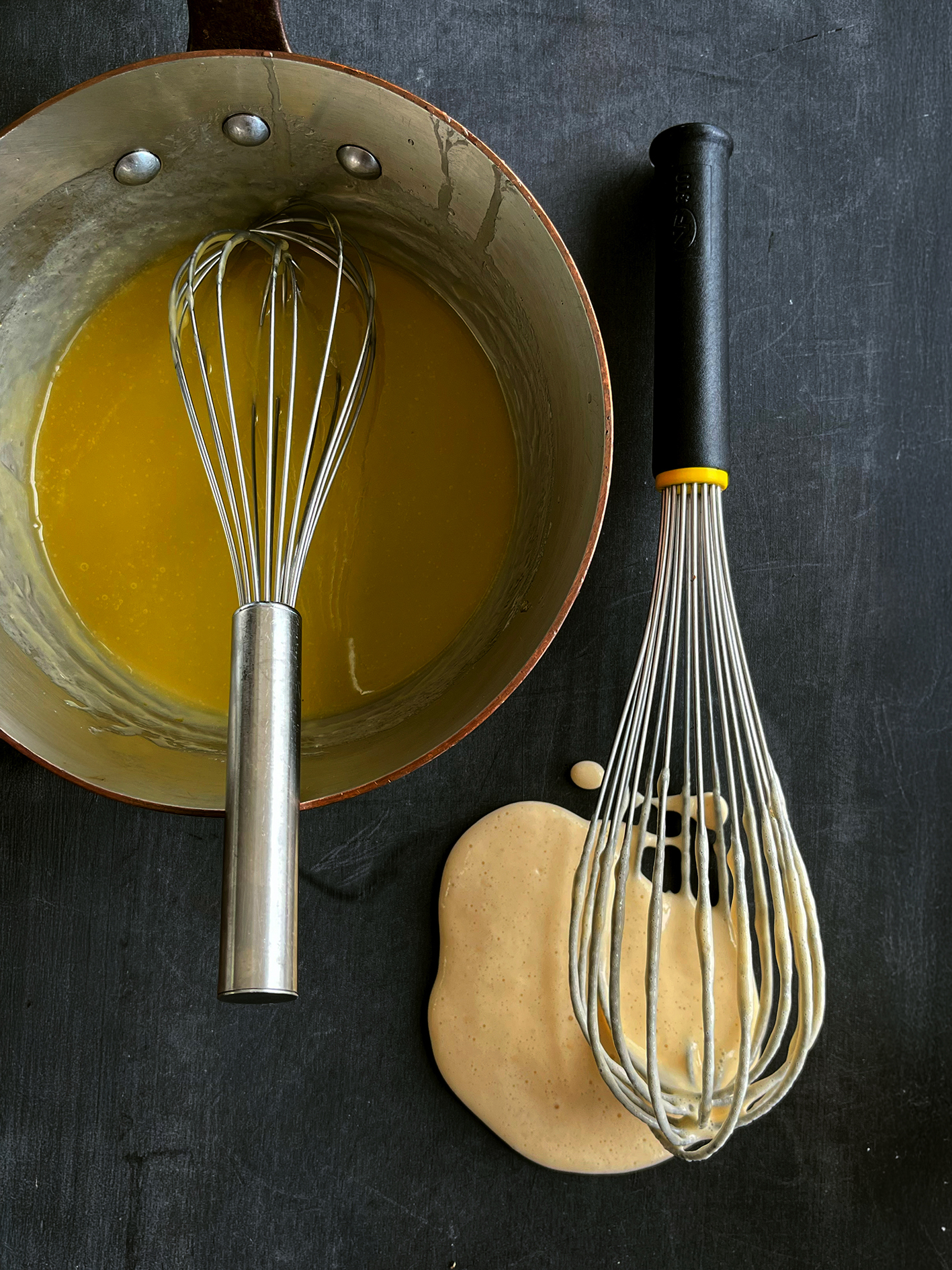 Fluffy pancakes with mango butterscotch sauce