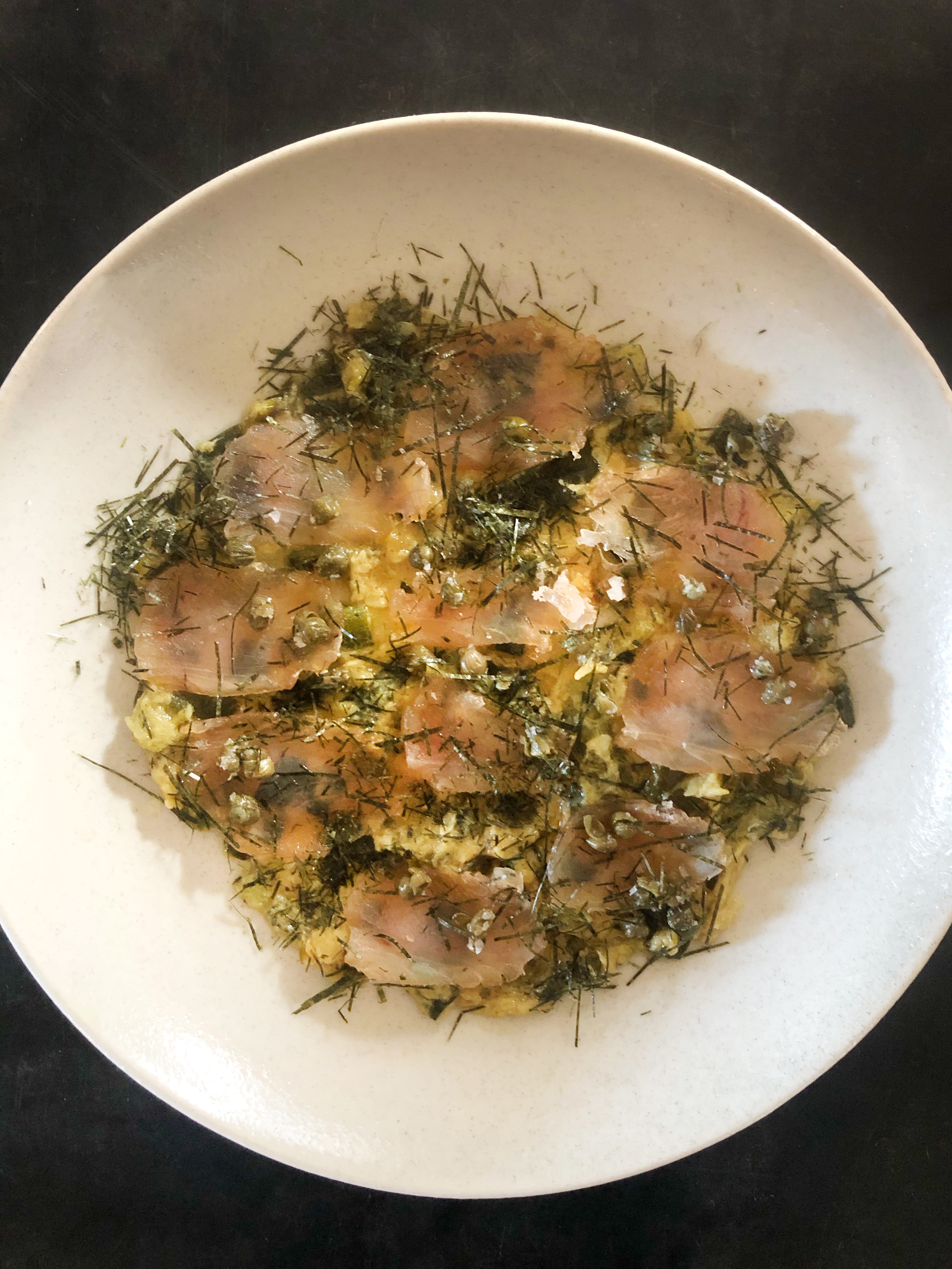 Zucchini paste with toasted nori and capers