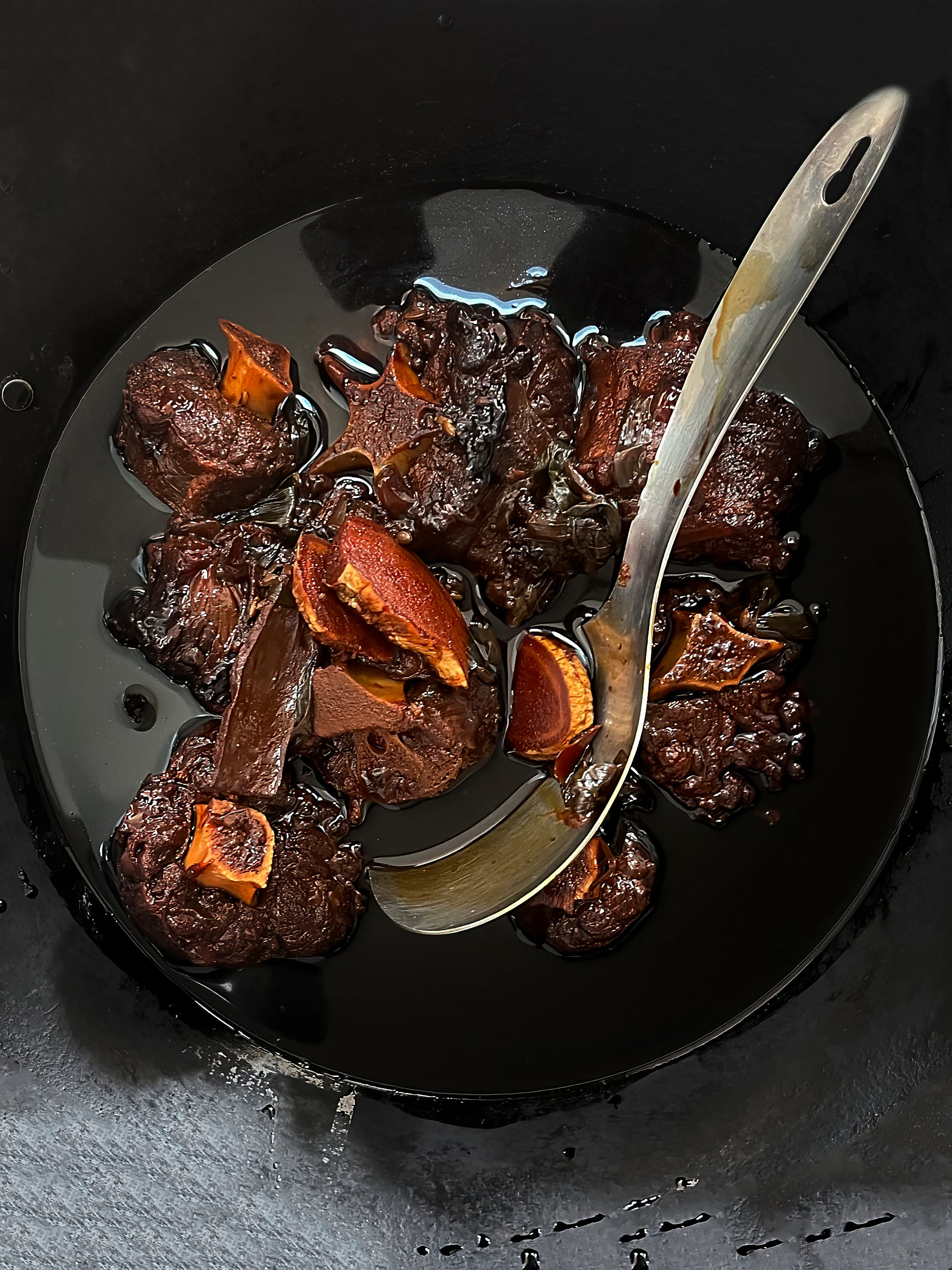 Caramelised red braised kangaroo tail with balsamic