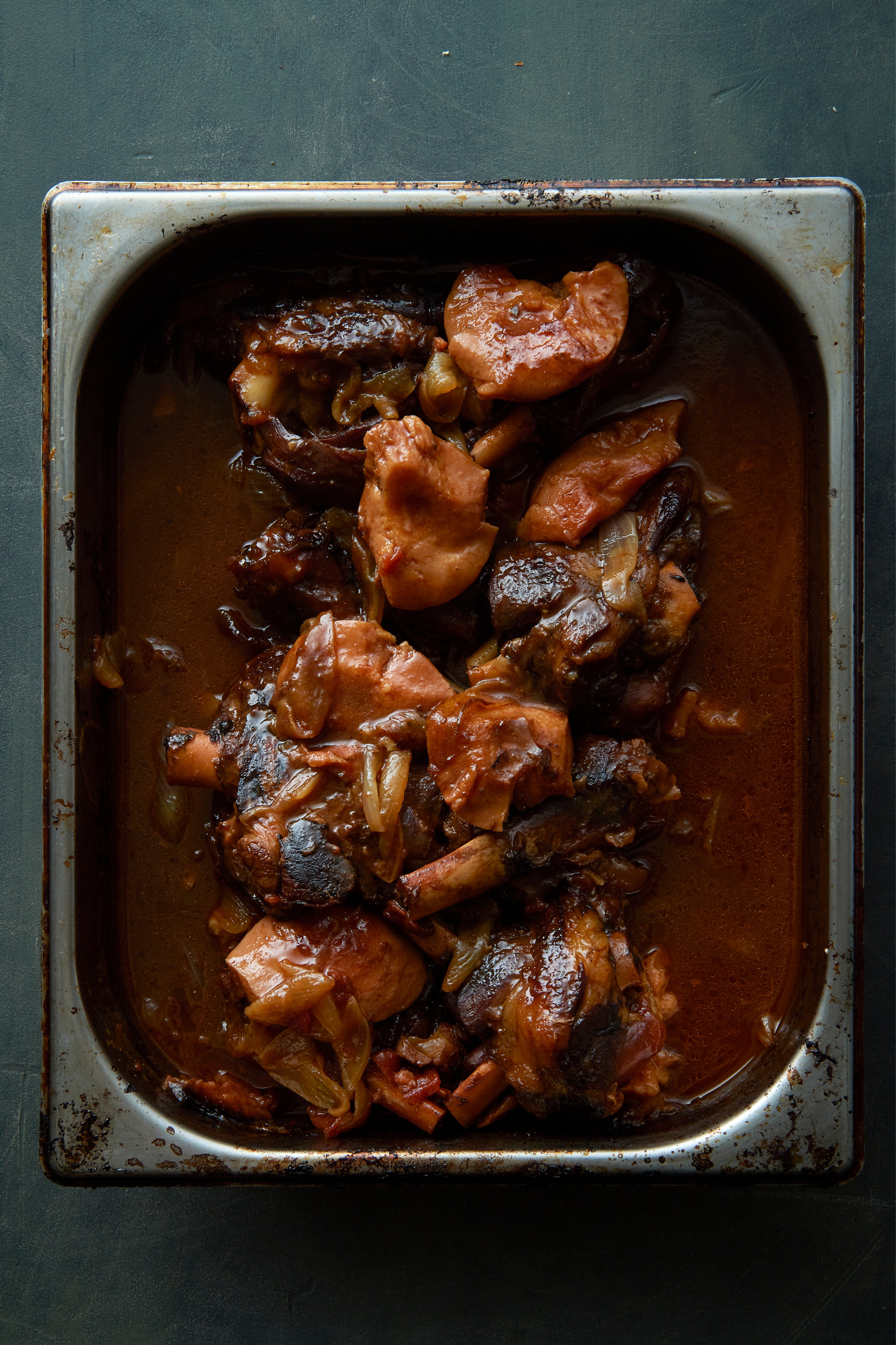 Spiced lamb shanks with quince 