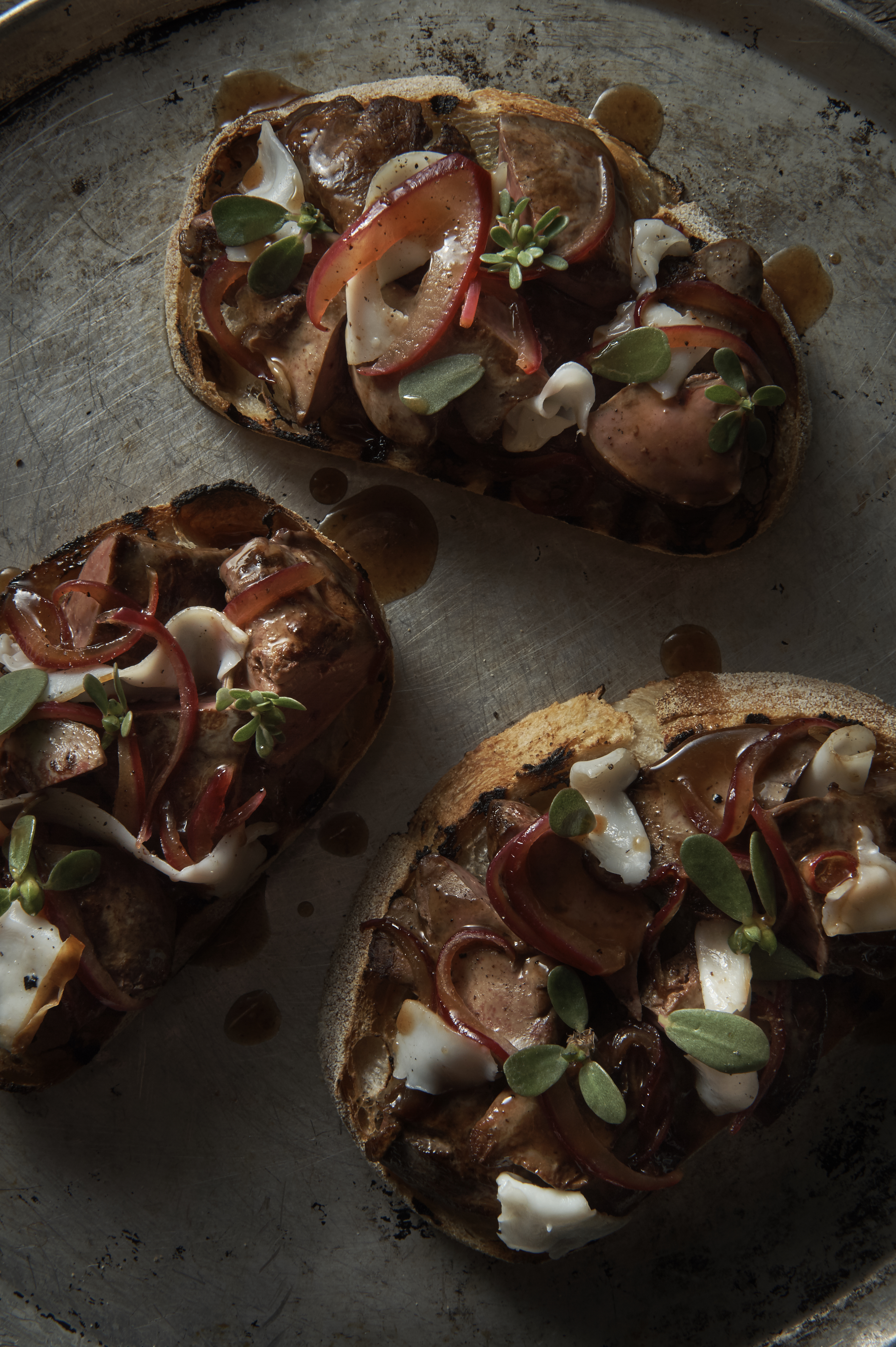Chicken livers on toast