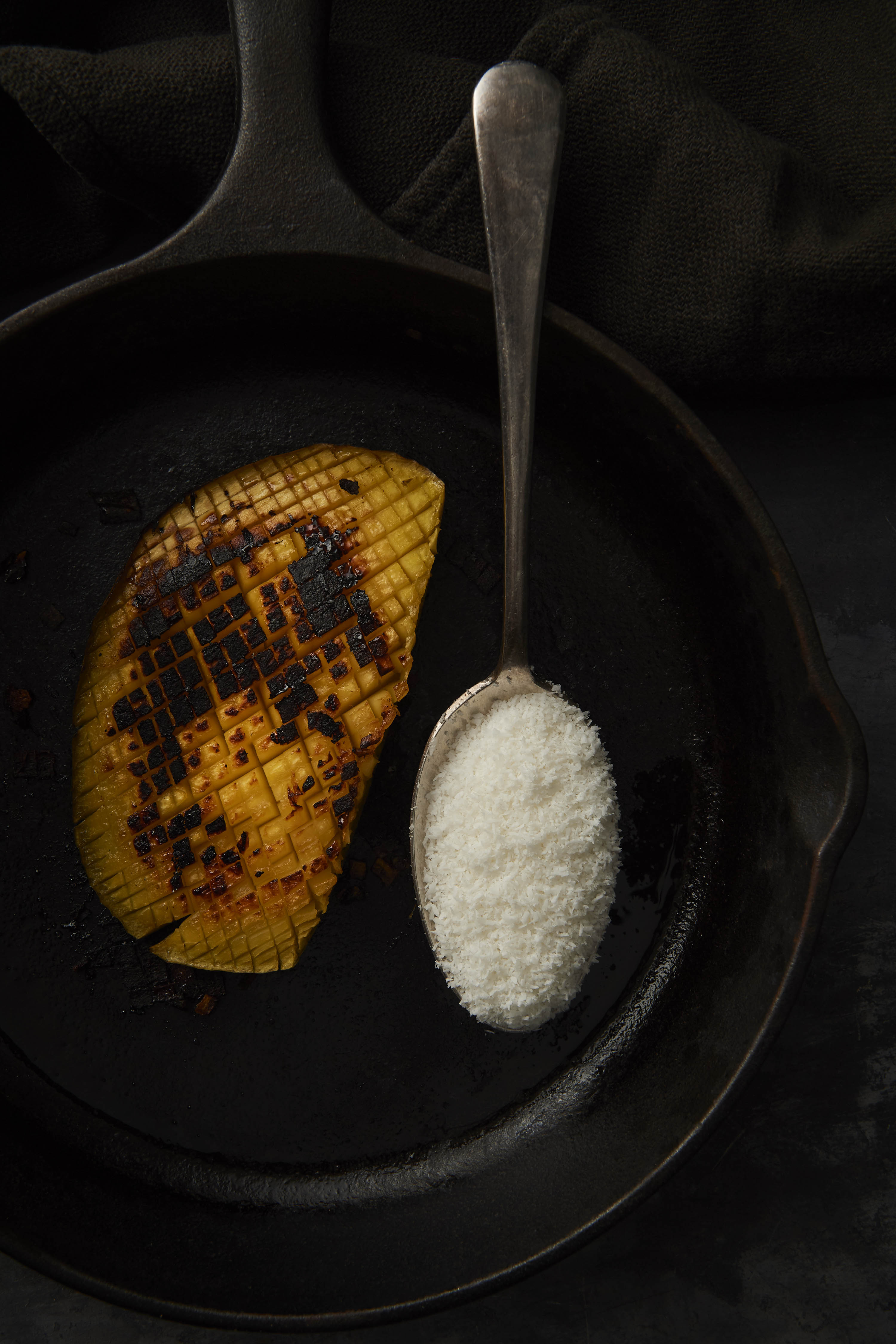 Coconut sticky rice with grilled mango