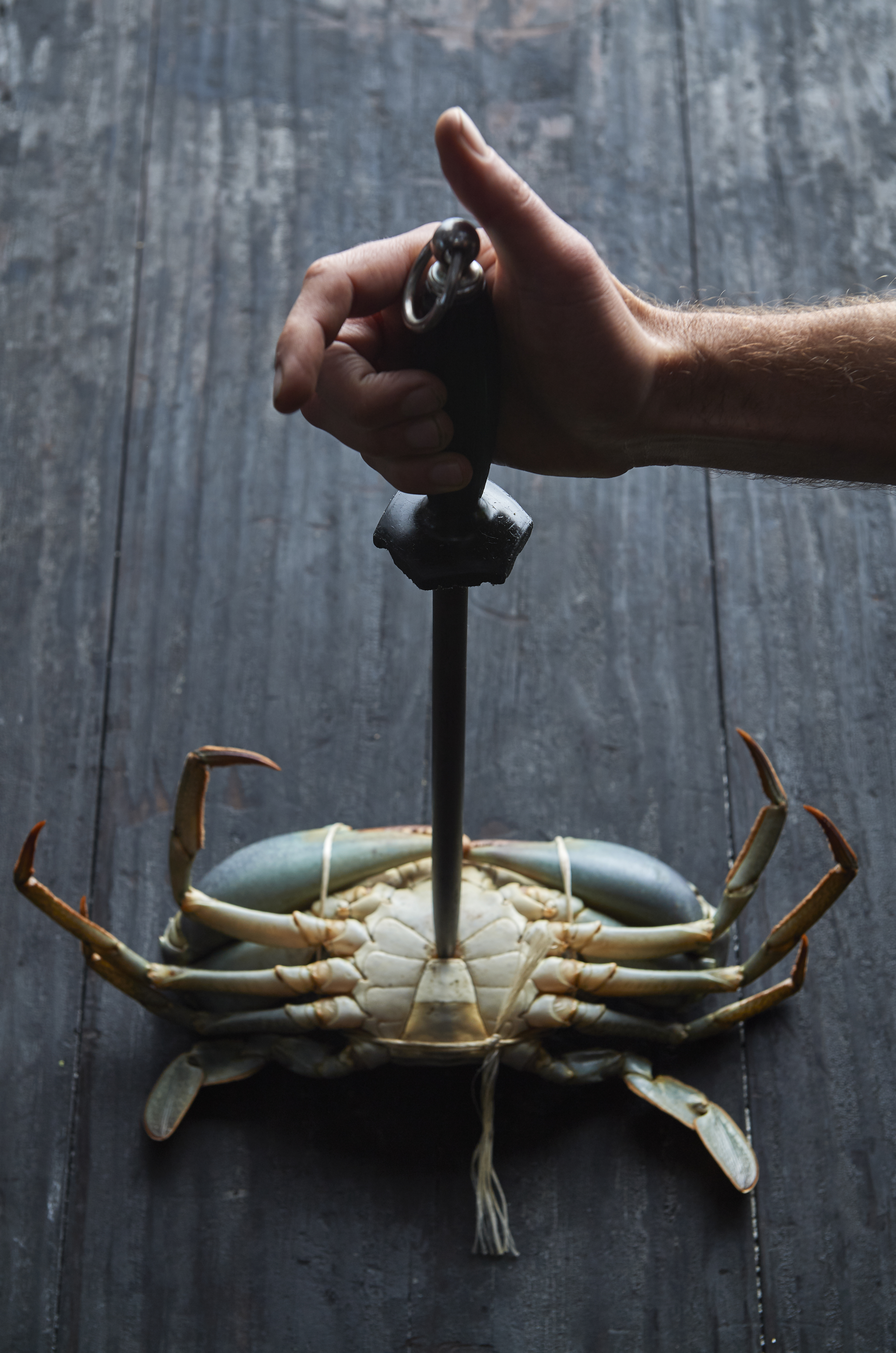 Grilled mud crab with curry butter