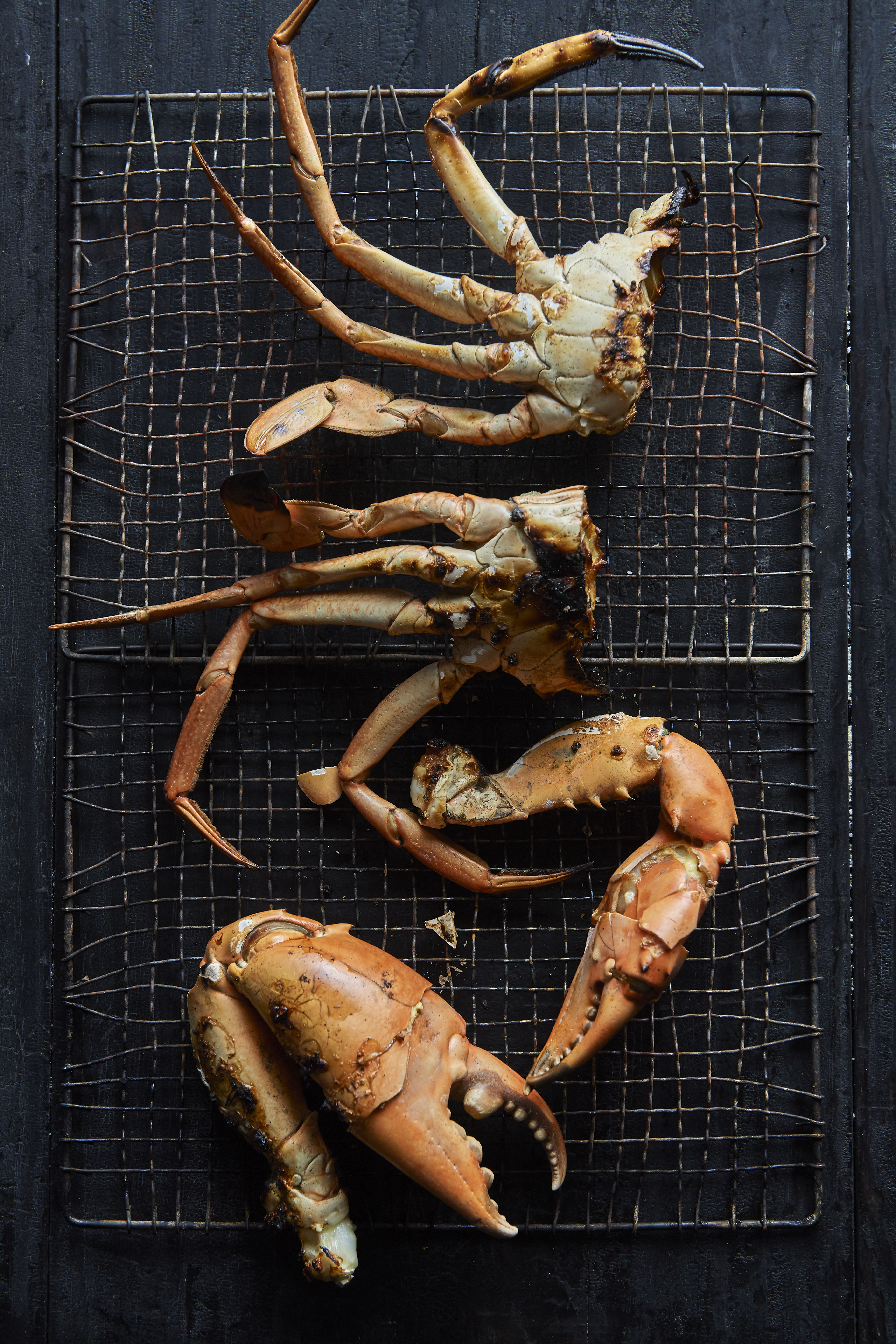 Grilled mud crab with curry butter