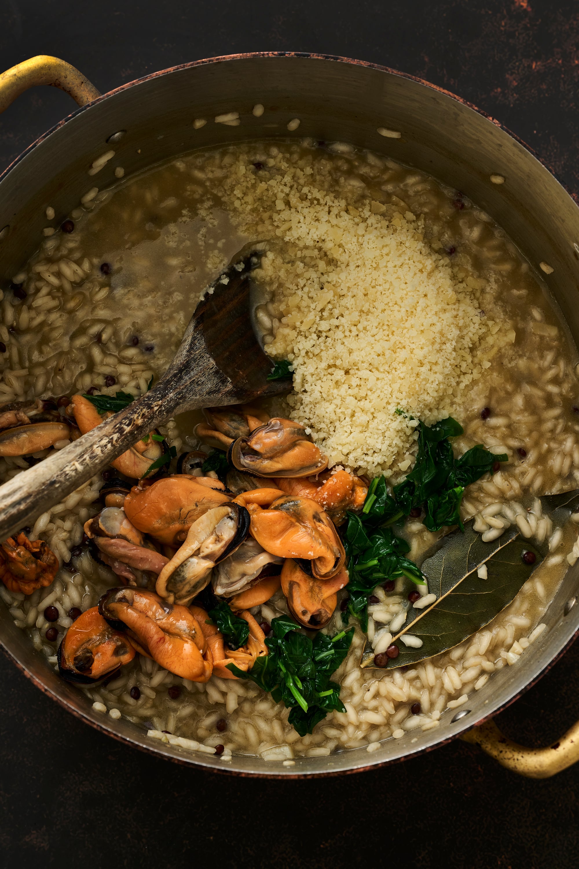 Mussel and beluga lentil risotto
