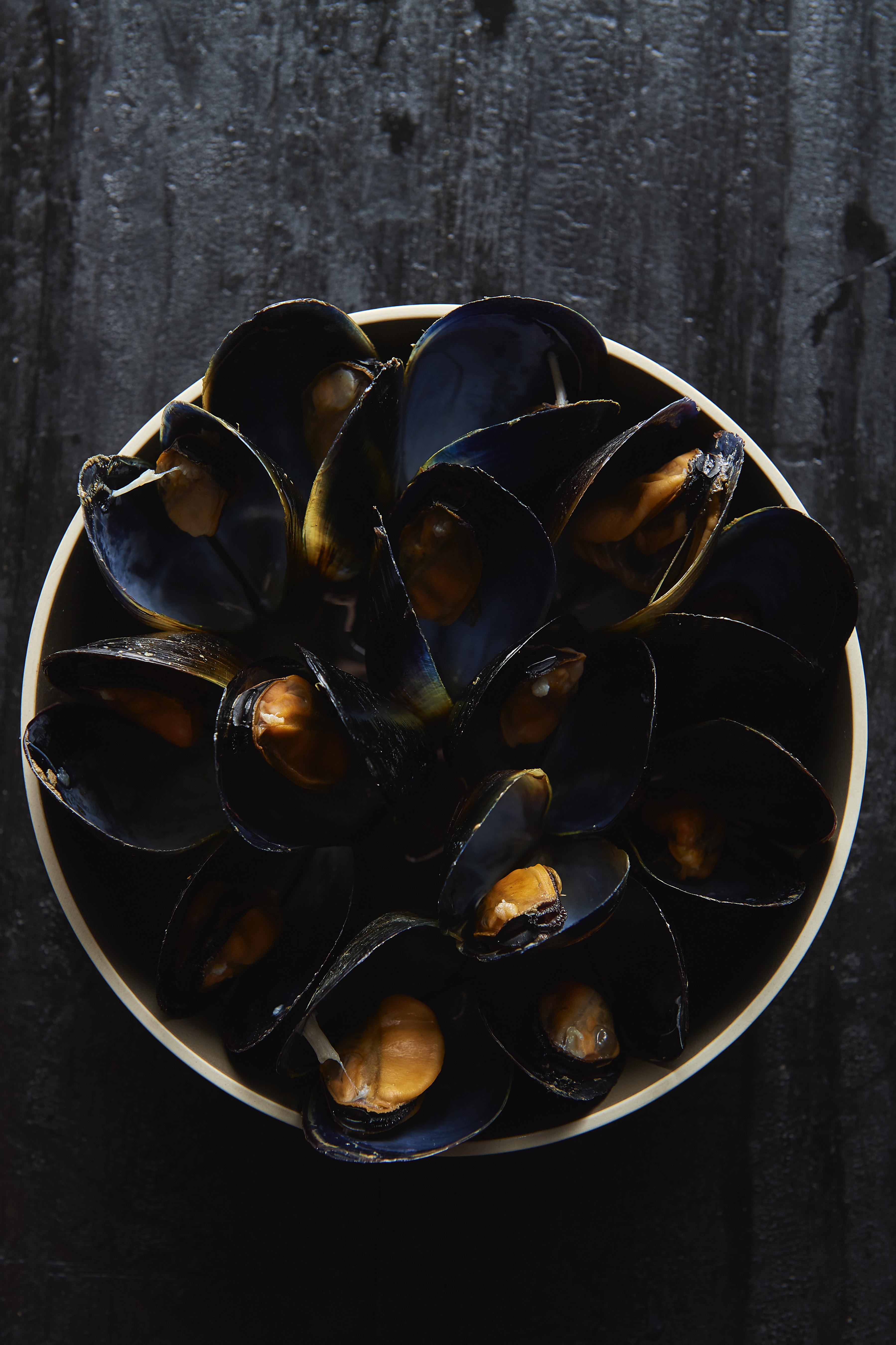 Mussels with kombu butter