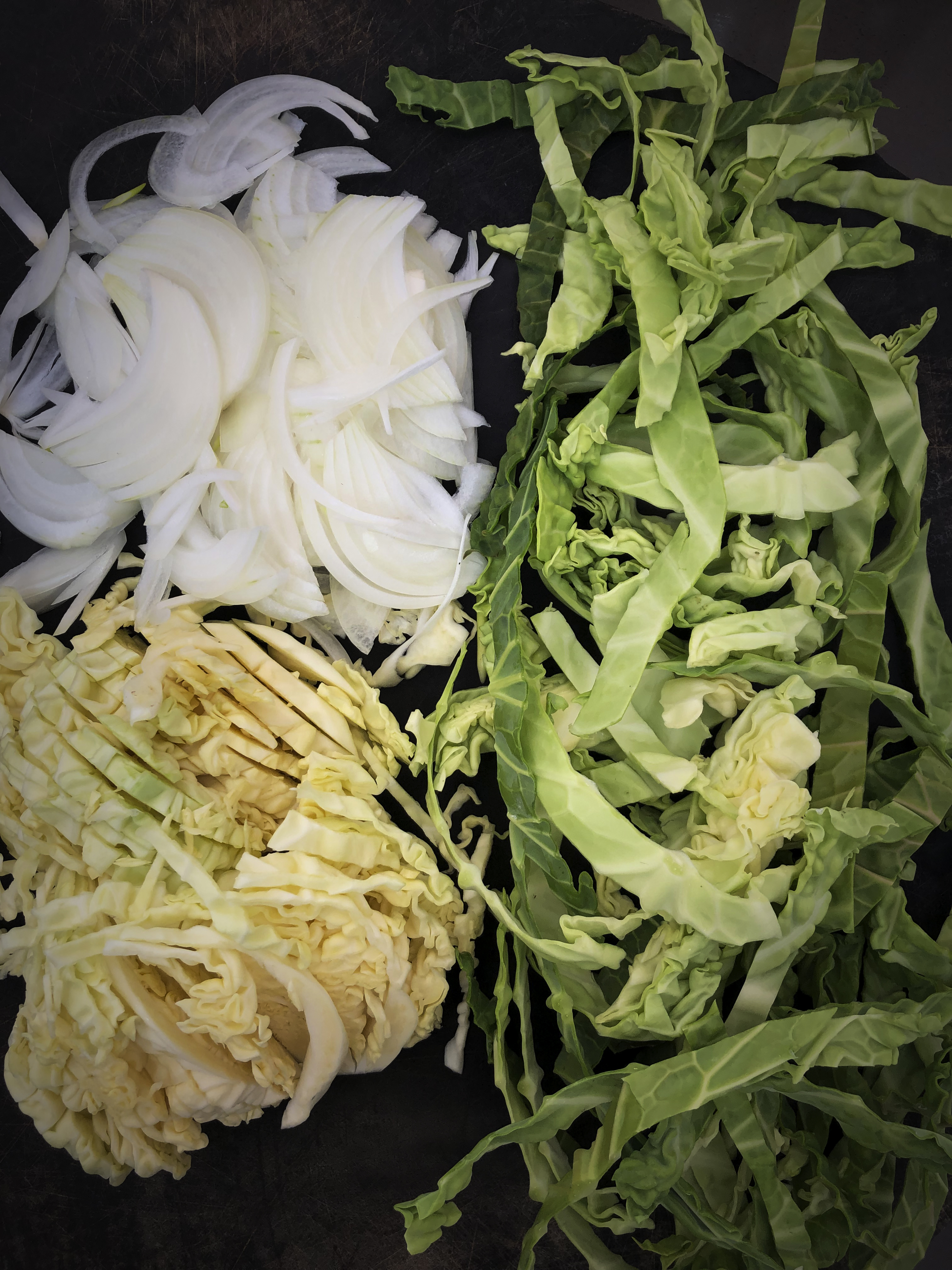 Cabbage cream with cabbage, parmesan and toasted buckwheat