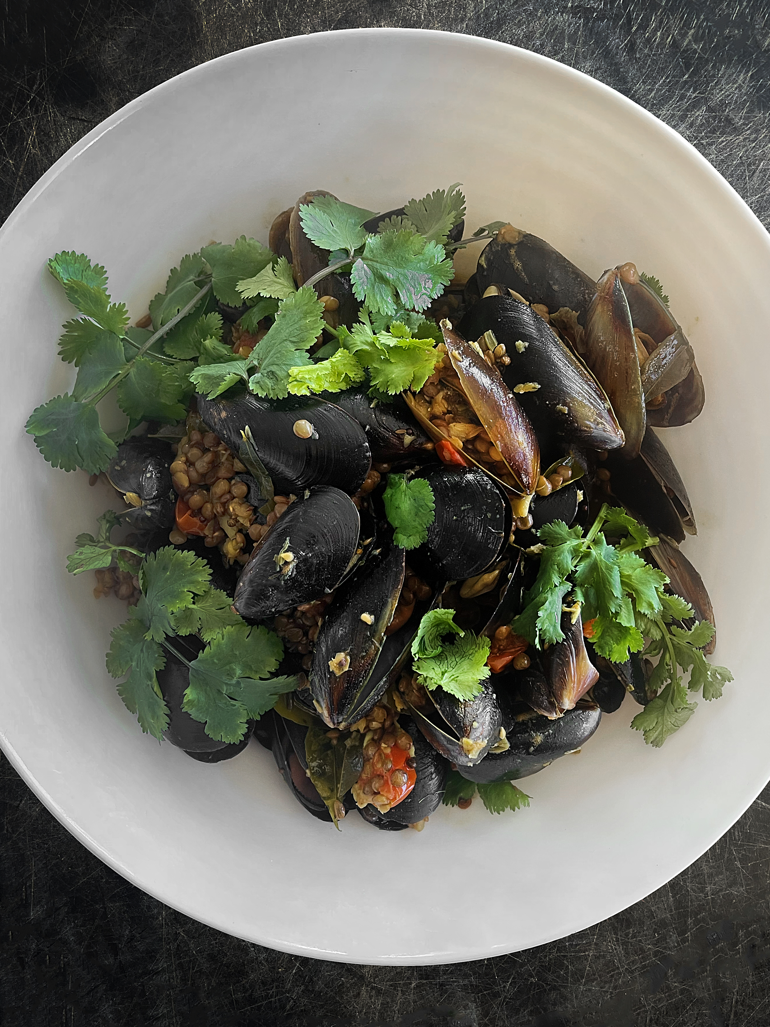 Mussels in a tamarind broth 