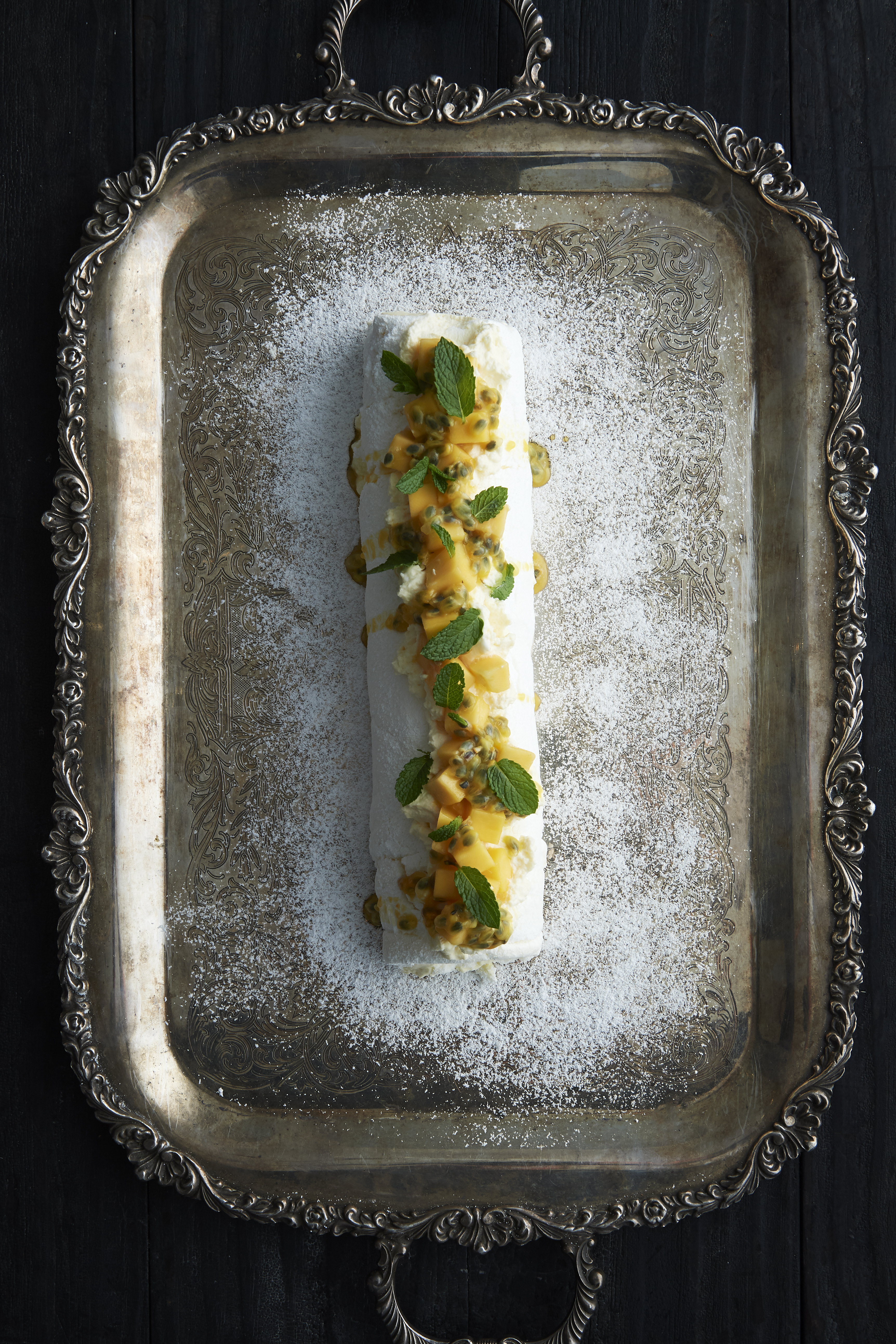 Rolled pavlova
