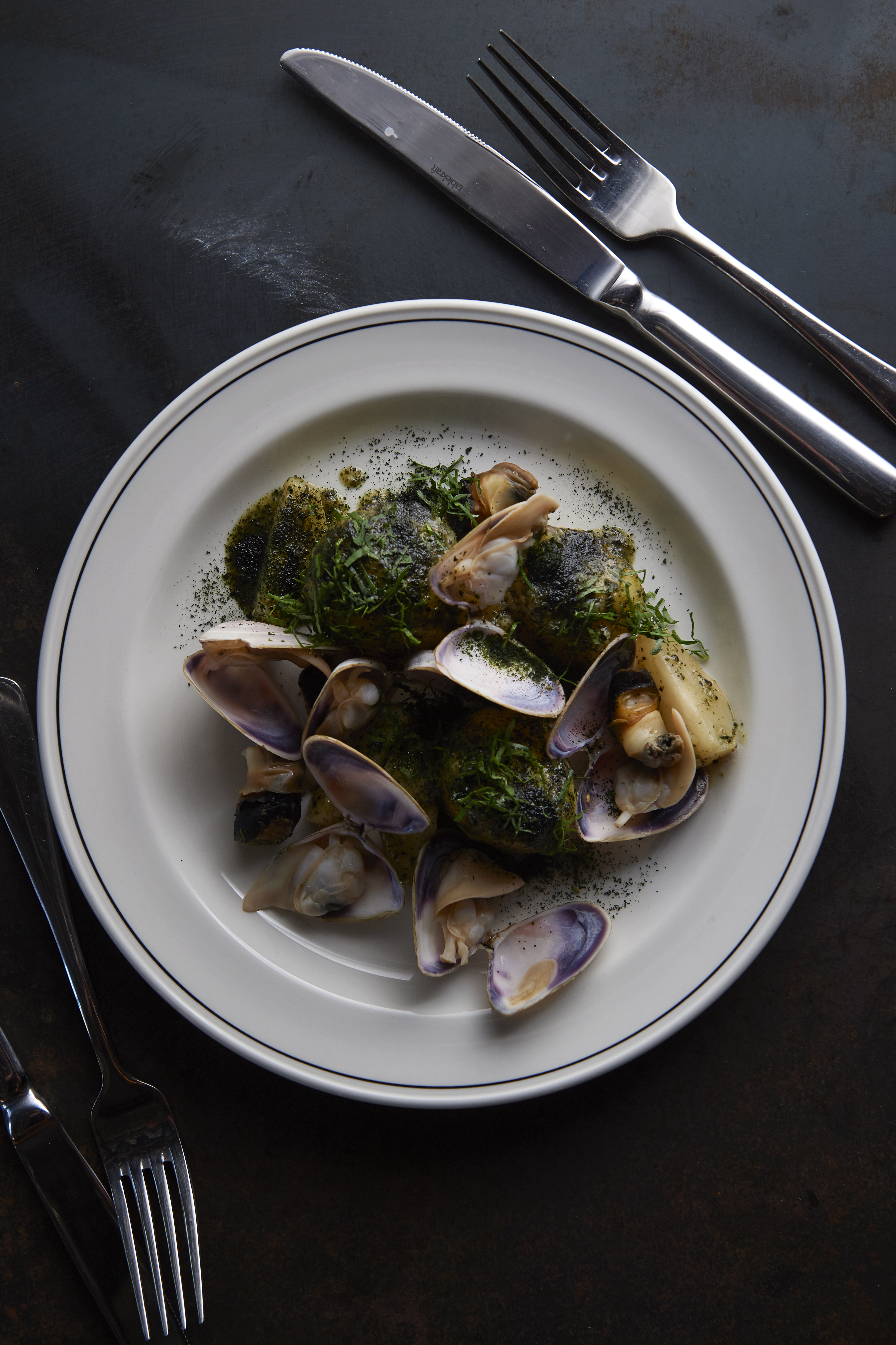 Pipis and periwinkles with new potatoes and seaweed butter