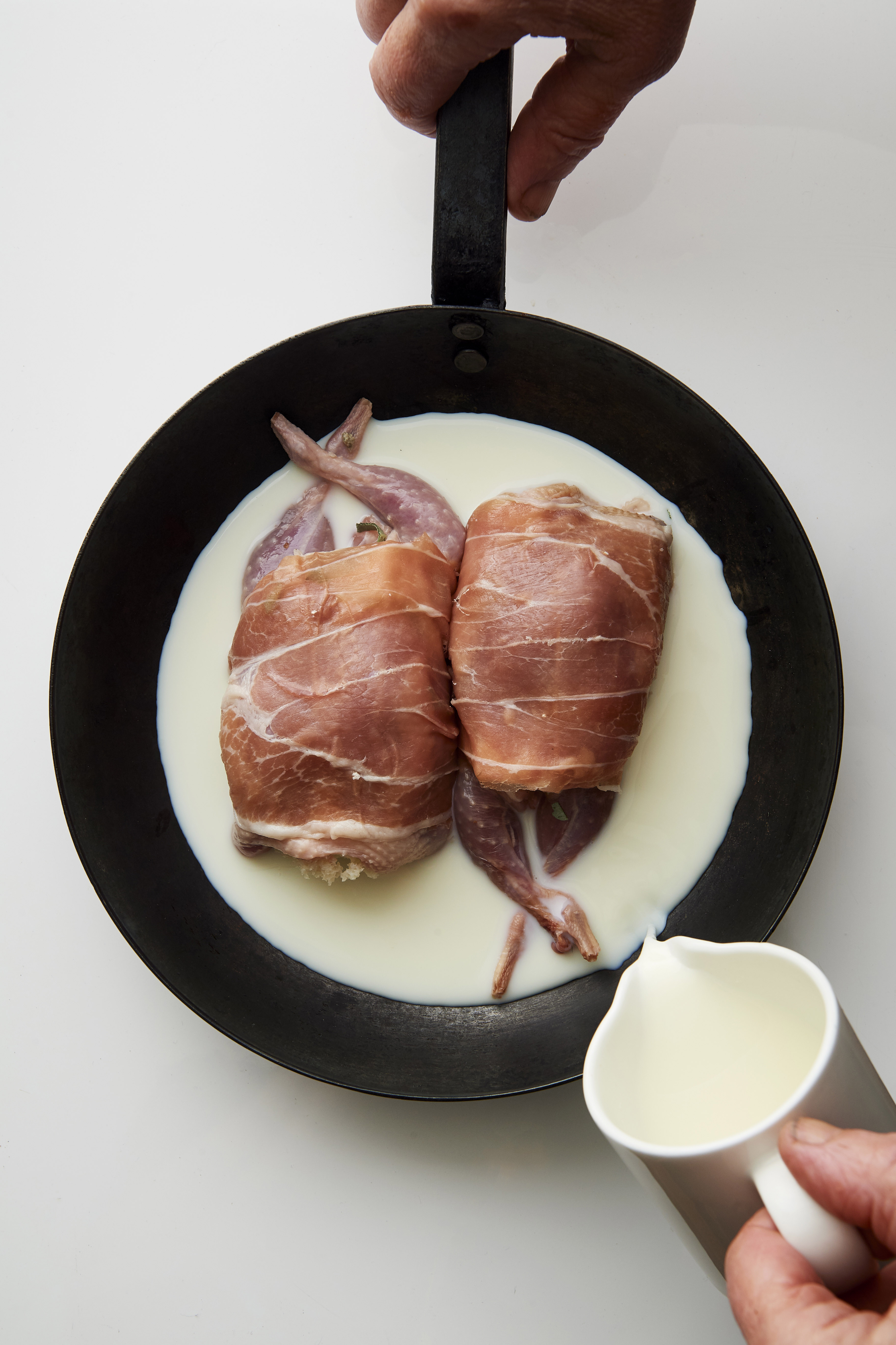Quail roasted in milk